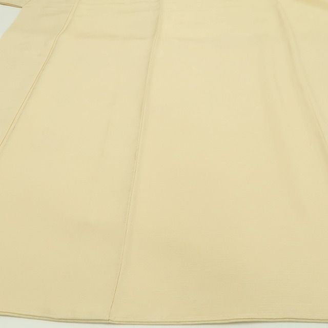  ❁tomihisa❁ 雪輪 着物 正絹 心留めて和に染まる 誰にでもある大人の景色 仕付け糸付 小紋 色無地 7136 色無地 着物