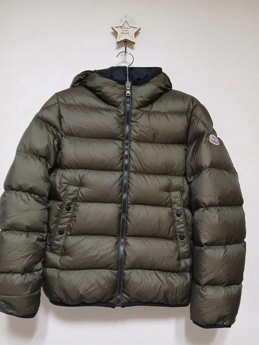 モンクレール ダウン オリーブ キッズ 12 y