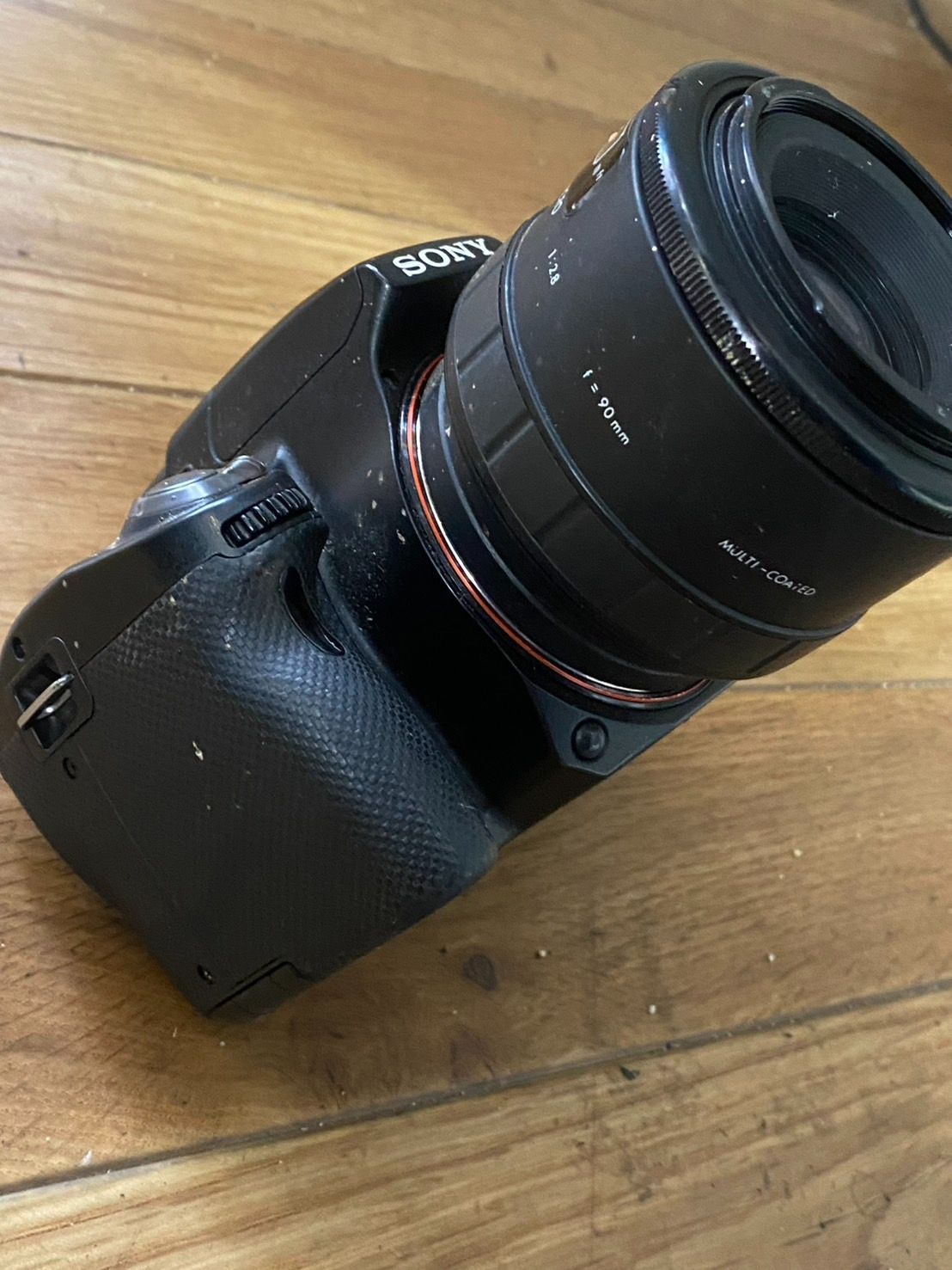 レンズ ブラック