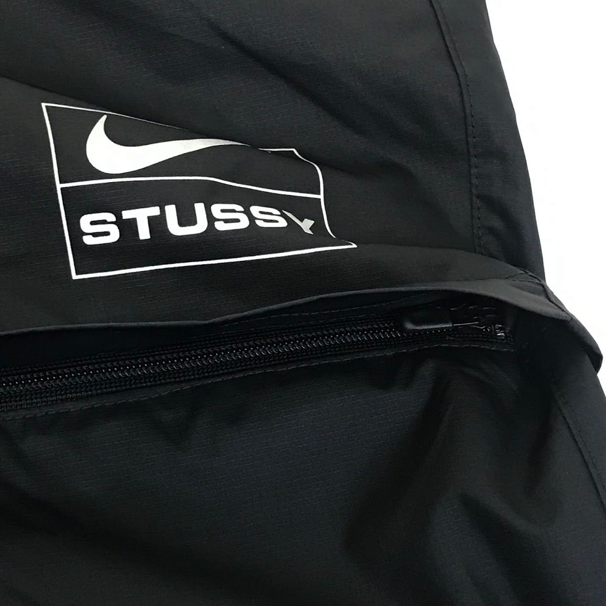 ステューシー パンツ