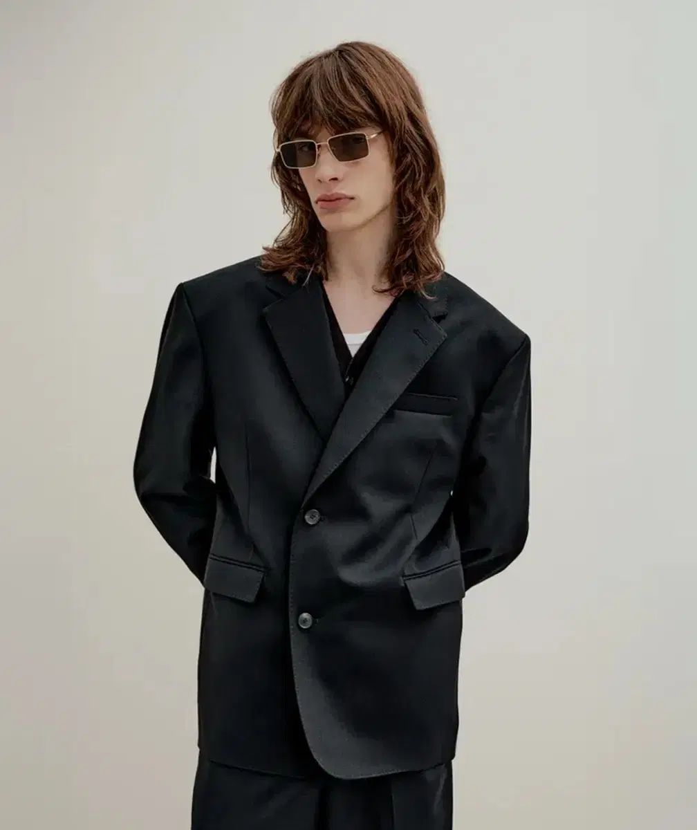 48 LMOOD エル Classic テーラード ウール ブレーザー ブラック