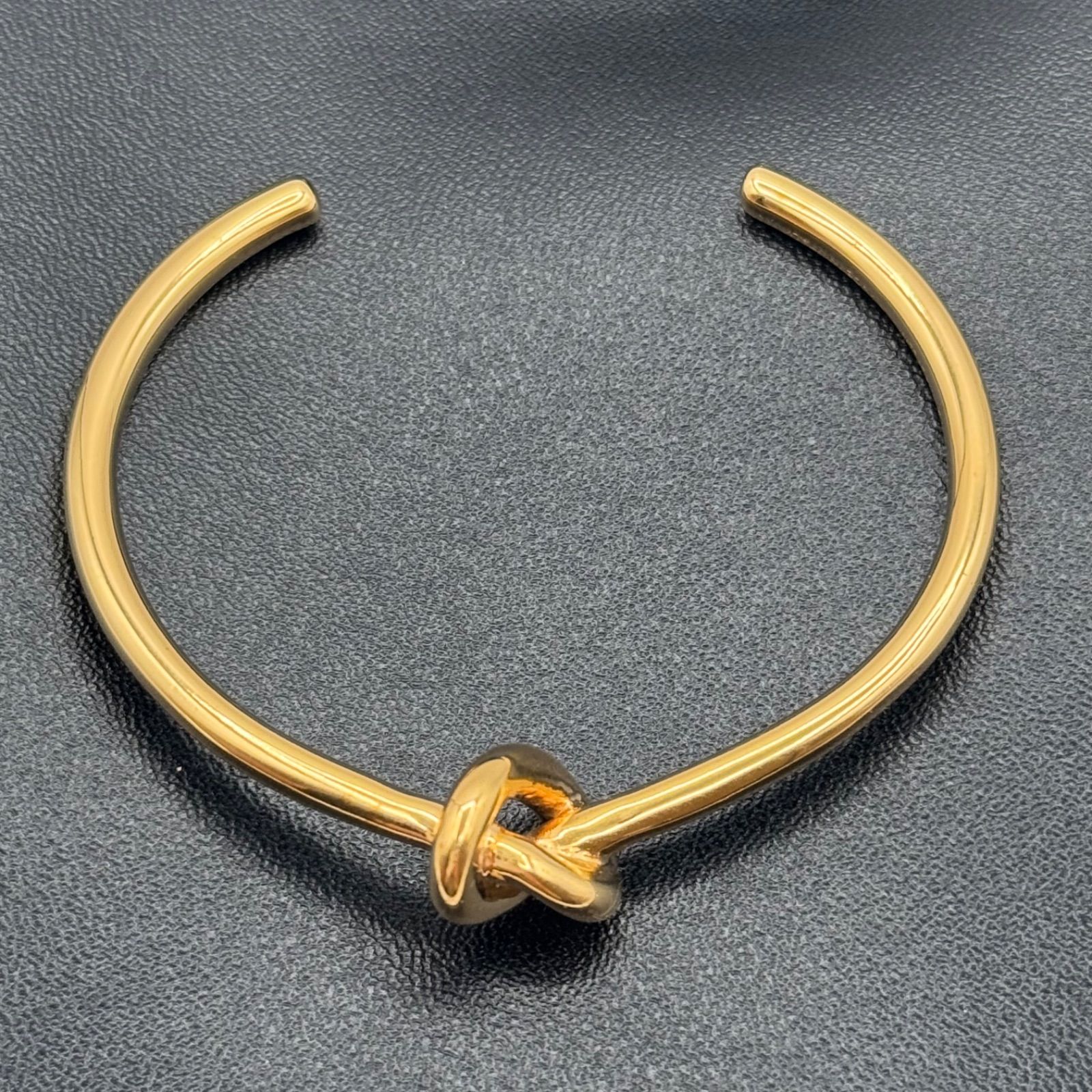 CELINE ノット エクストラシン C1 ブレスレット ゴールド 112521