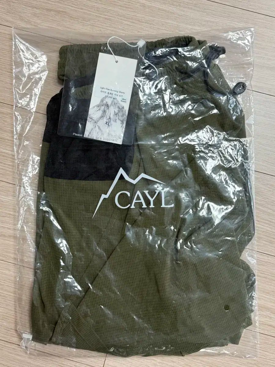 CAYL ケイル ライト フルイドフロー ランニング ショーツ XL オリーブ ブラウン