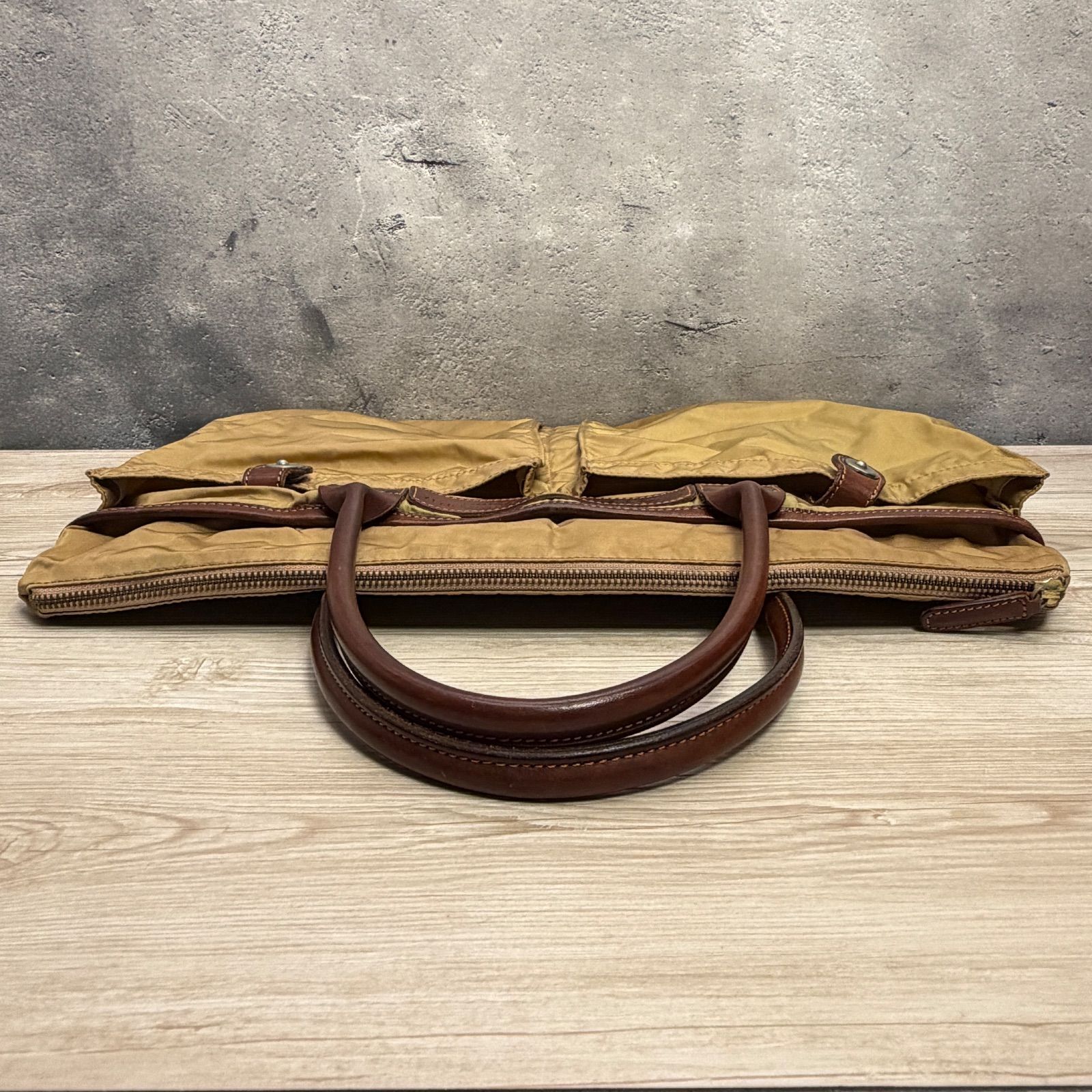 Felisiフェリージ トートバッグ ヘルメットバッグ 9237 ✨Felisi フェリージ 9237✨ヘルメットバッグ トートバッグ ゴールド