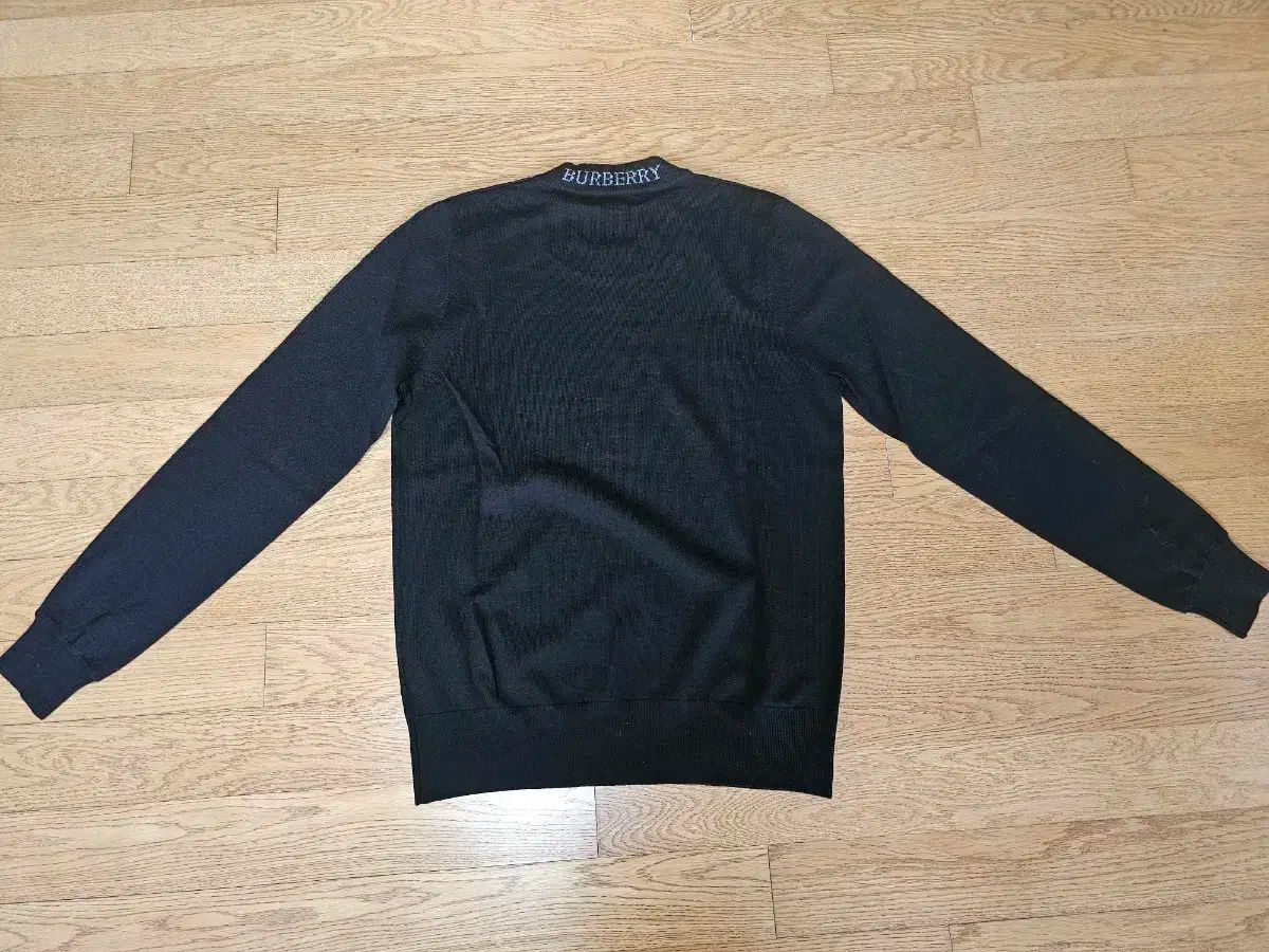 ニットトップス