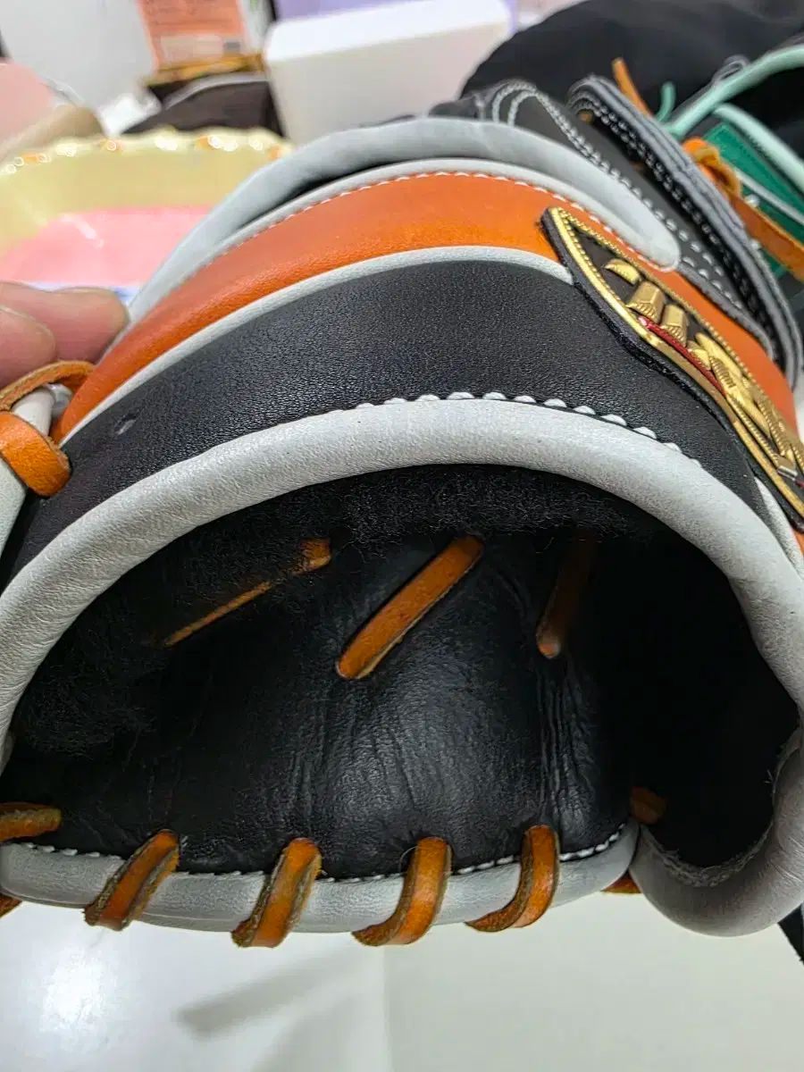 Zett プロステイタス 硬式グローブ