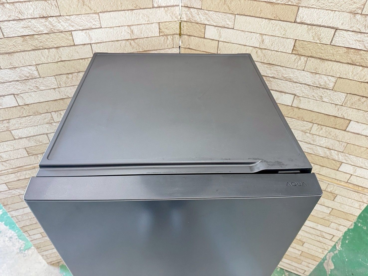 大阪送料無料★3か月保障付き★2023年★AQR-20P(DS)★IR-806 大阪送料無料☆3か月保障付き☆冷蔵庫☆アクア☆2ドア☆2023年☆AQR