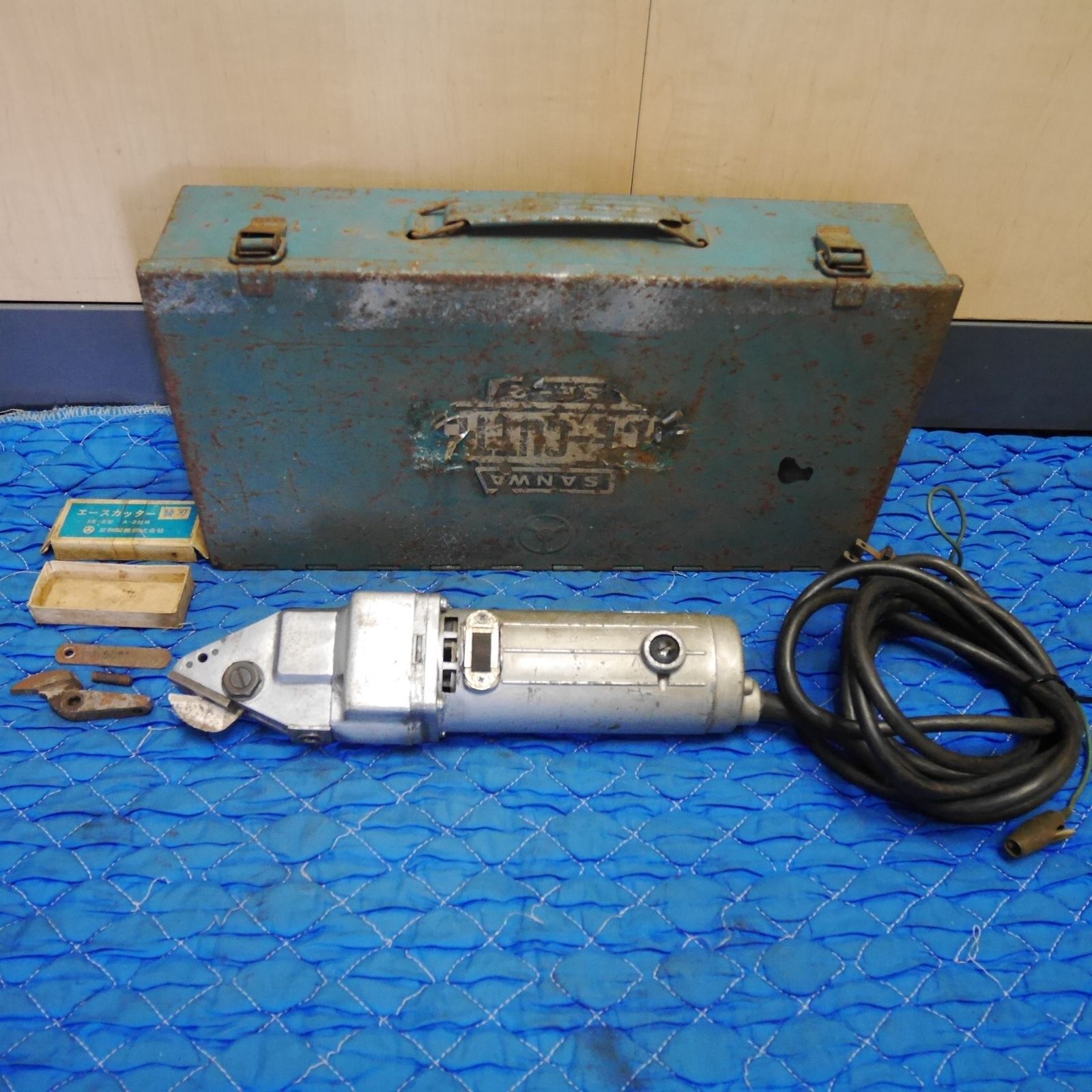 付き SANWA サンワ エース カッター SE-2 電動 工具 切断機 三和 コード式 ストレート シャー