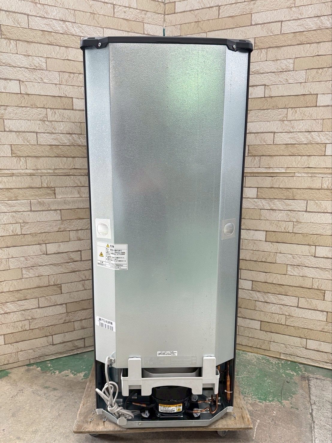 大阪送料無料★3か月保障付★冷蔵庫★2023年★MR-P15J-H★IR-866 大阪送料無料☆3か月保障付☆冷蔵庫☆2023年☆MR-P15J-H☆IR-866