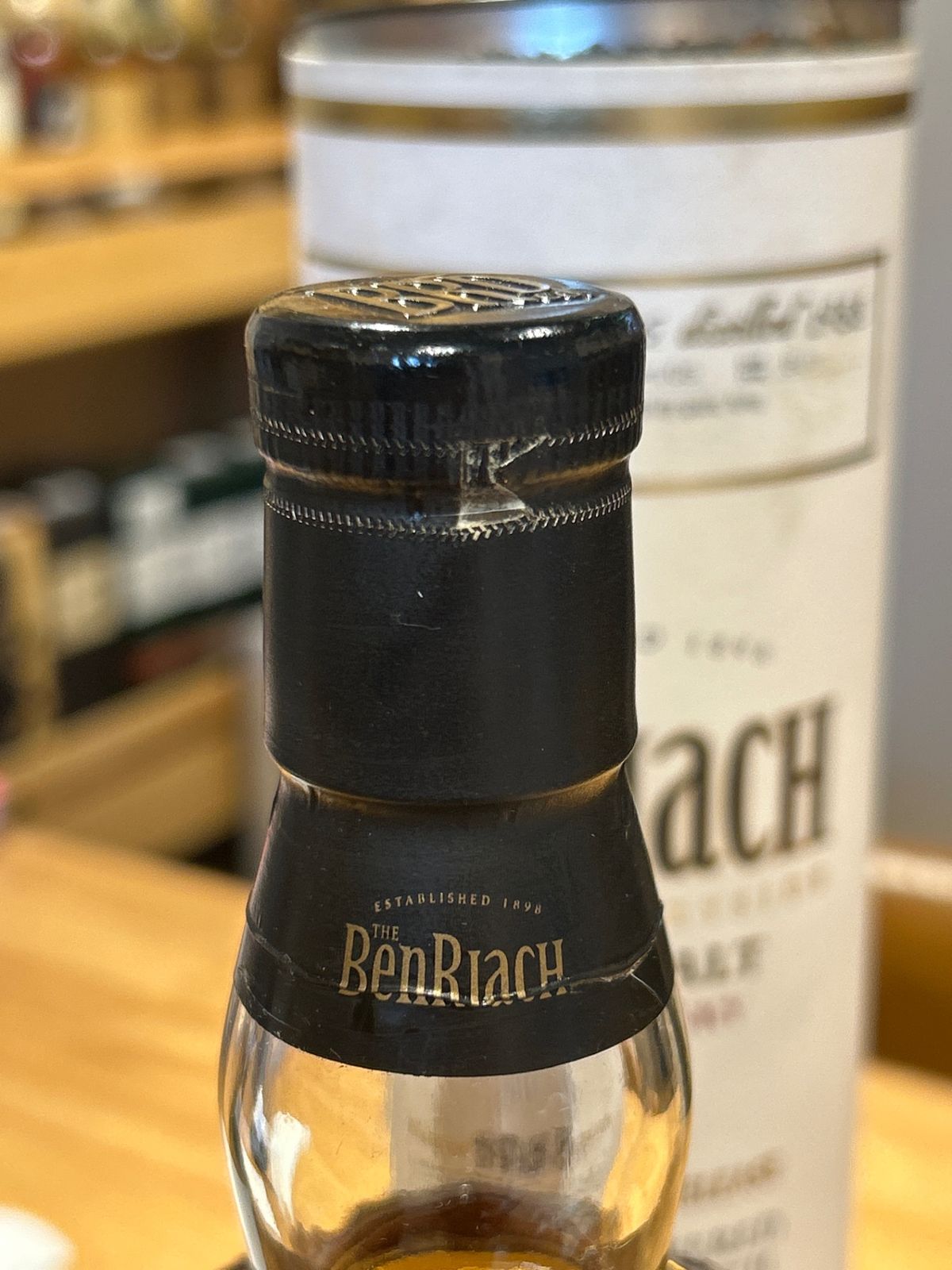 BenRiach 1988 シングルモルトウイスキー 700ml箱付き BenRiach 1988 シングルモルトウイスキー 700ml箱付き