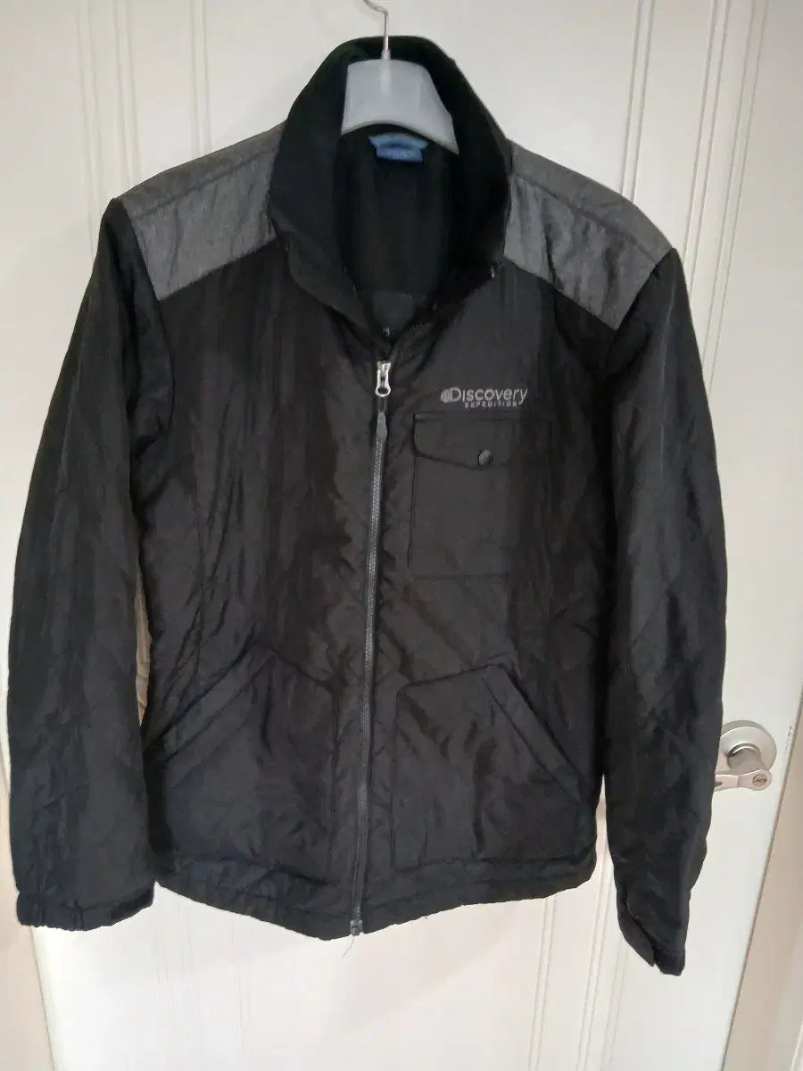 DISCOVERY ディスカバリー エクスペディション ブラック ダウン アウター 100