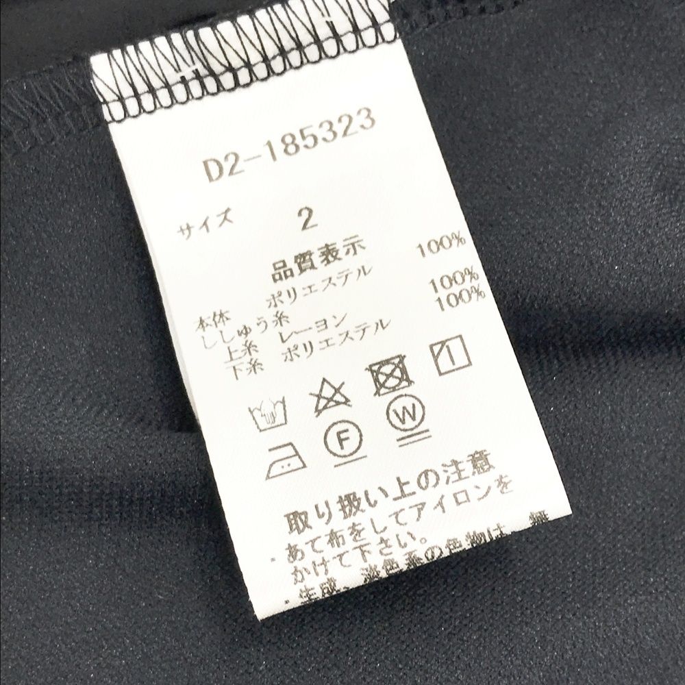  サイズ 2 DANCE WITH DRAGON ダンスウィズドラゴン 襟デザイン プリーツ切替 半袖ポロシャツ ブラック系 ゴルフウェア レディース ストスト シャツ レディースウェア