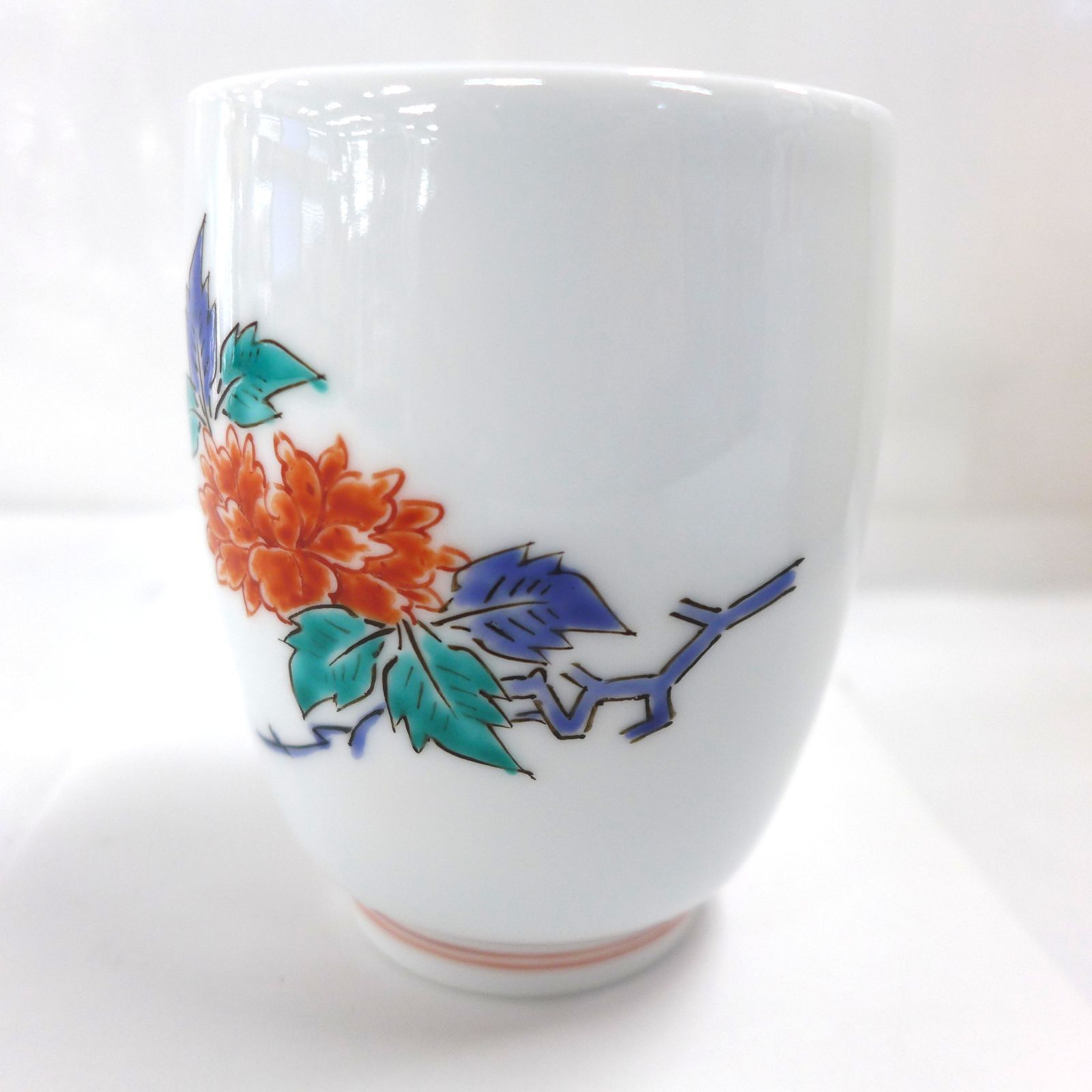 酒井田柿右衛門　湯呑1客共箱付　13代人間国宝[錦　牡丹文　湯呑]未使用 13代酒井田柿右衛門 蓋付夫婦湯呑＜B＞共箱付[錦 牡丹文 湯呑]未使用