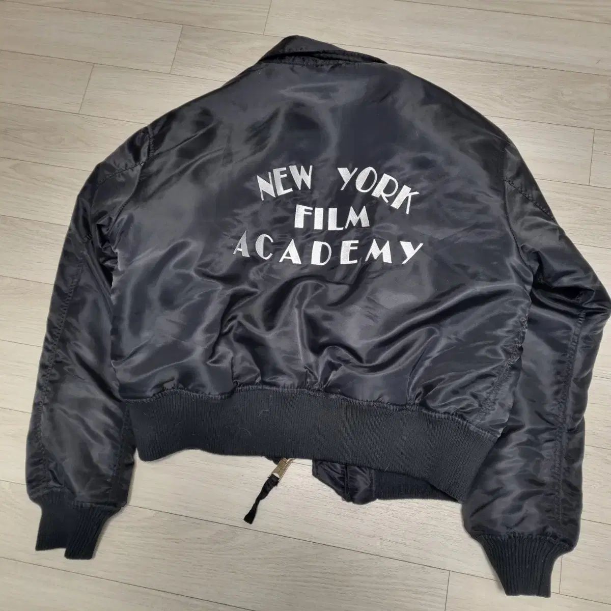 フライヤージャケット