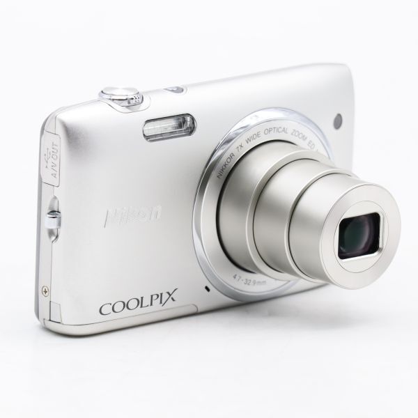 Nikon デジタルカメラ COOLPIX S3500 光学7倍ズーム 有効画素数 2005万画素 クリスタルシルバー S3500SL