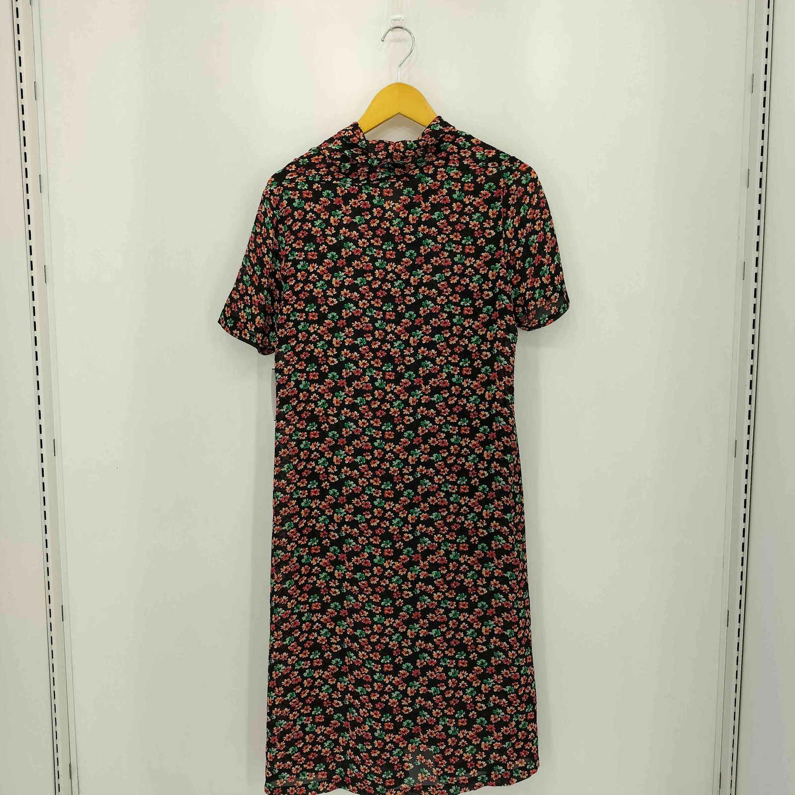 ワイズフォーリビング Ys for living メニーボタン フラワー総柄 半袖ワンピース レディース 表記無