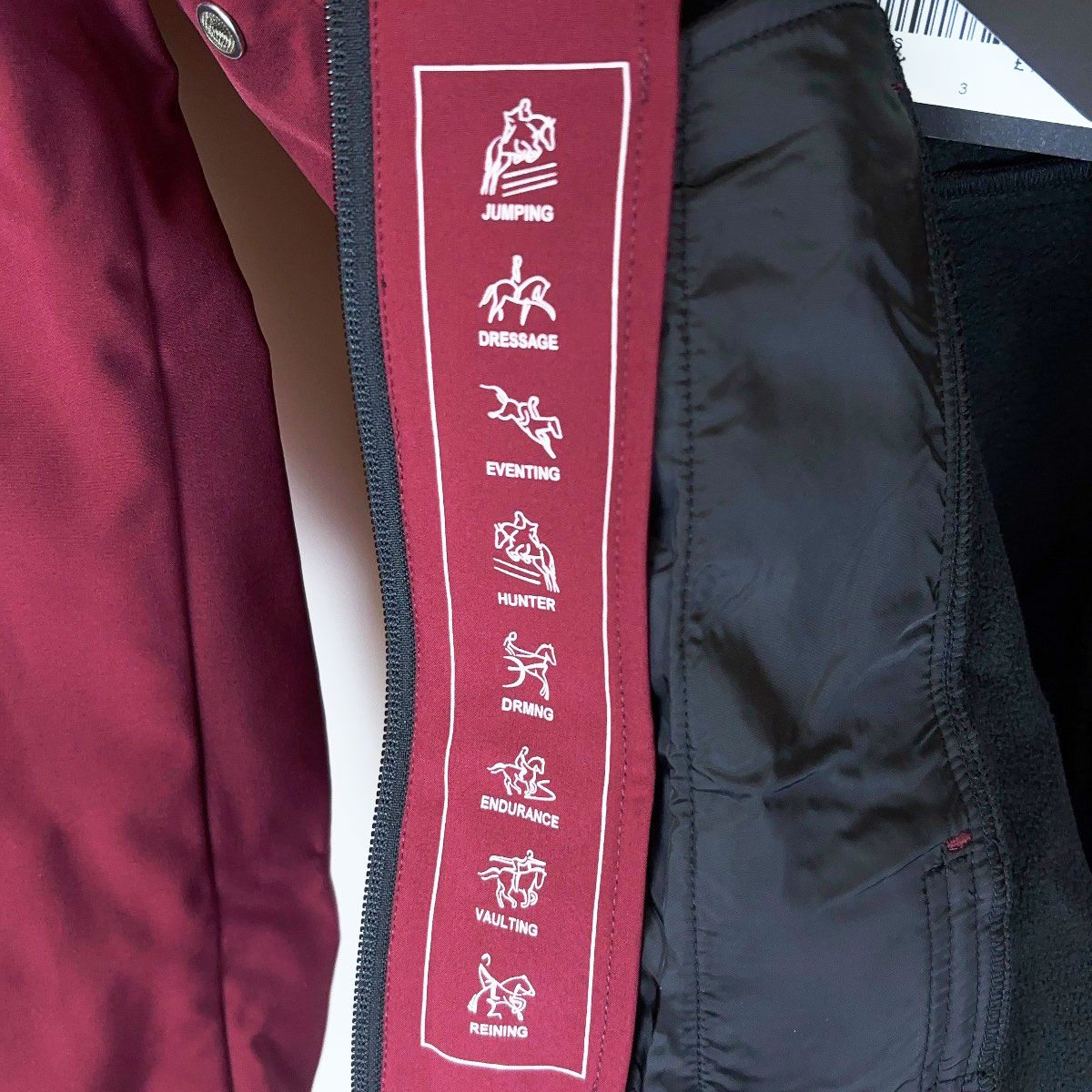 ソフトシェル 防水ジャケット