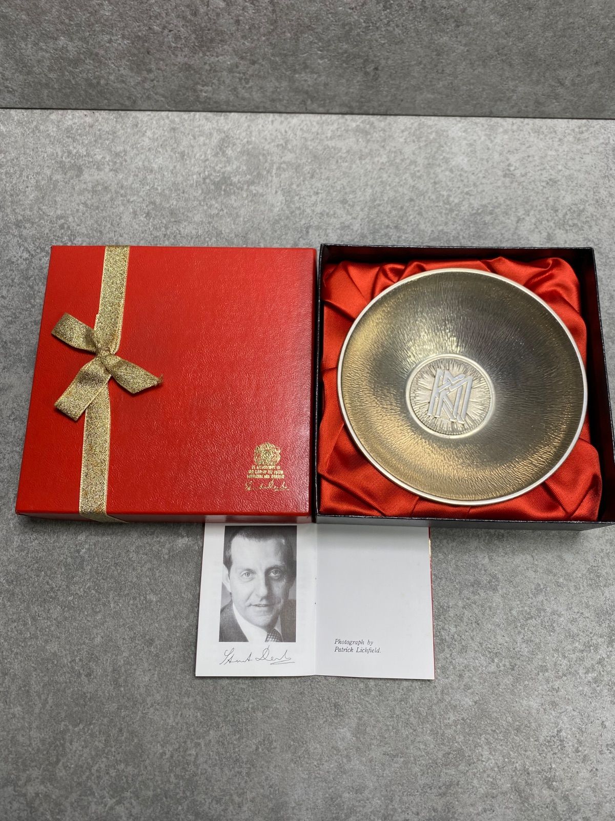 銀細工師 Stuart Devlin スチュアート デブリン 銀 ボンボン ディッシュ 王室御用達 シリアルナンバー入り