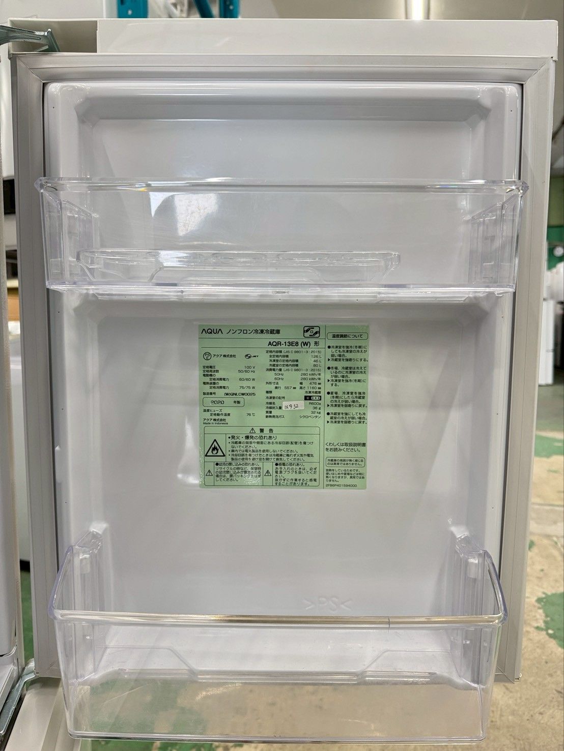 大阪送料無料★3か月保障付き★2020年★AQR-13E8(W)★IR-932 大阪送料無料☆3か月保障付き☆冷蔵庫☆アクア☆2ドア