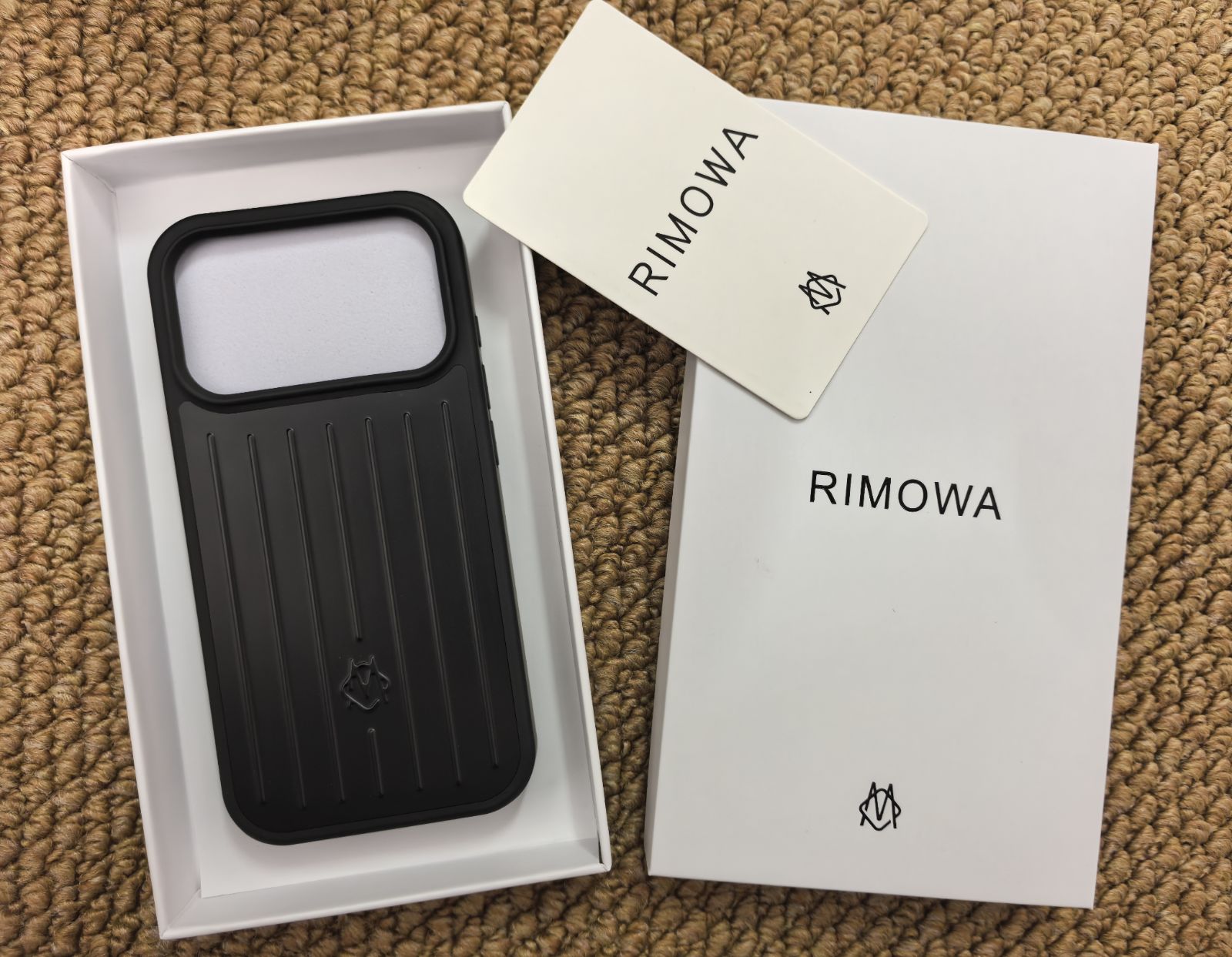 RIMOWA リモワ ブラック iPhone17proケース