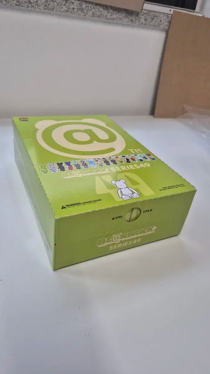 BE RBRICK ベアブリック 49弾 シリーズ ホールボックス