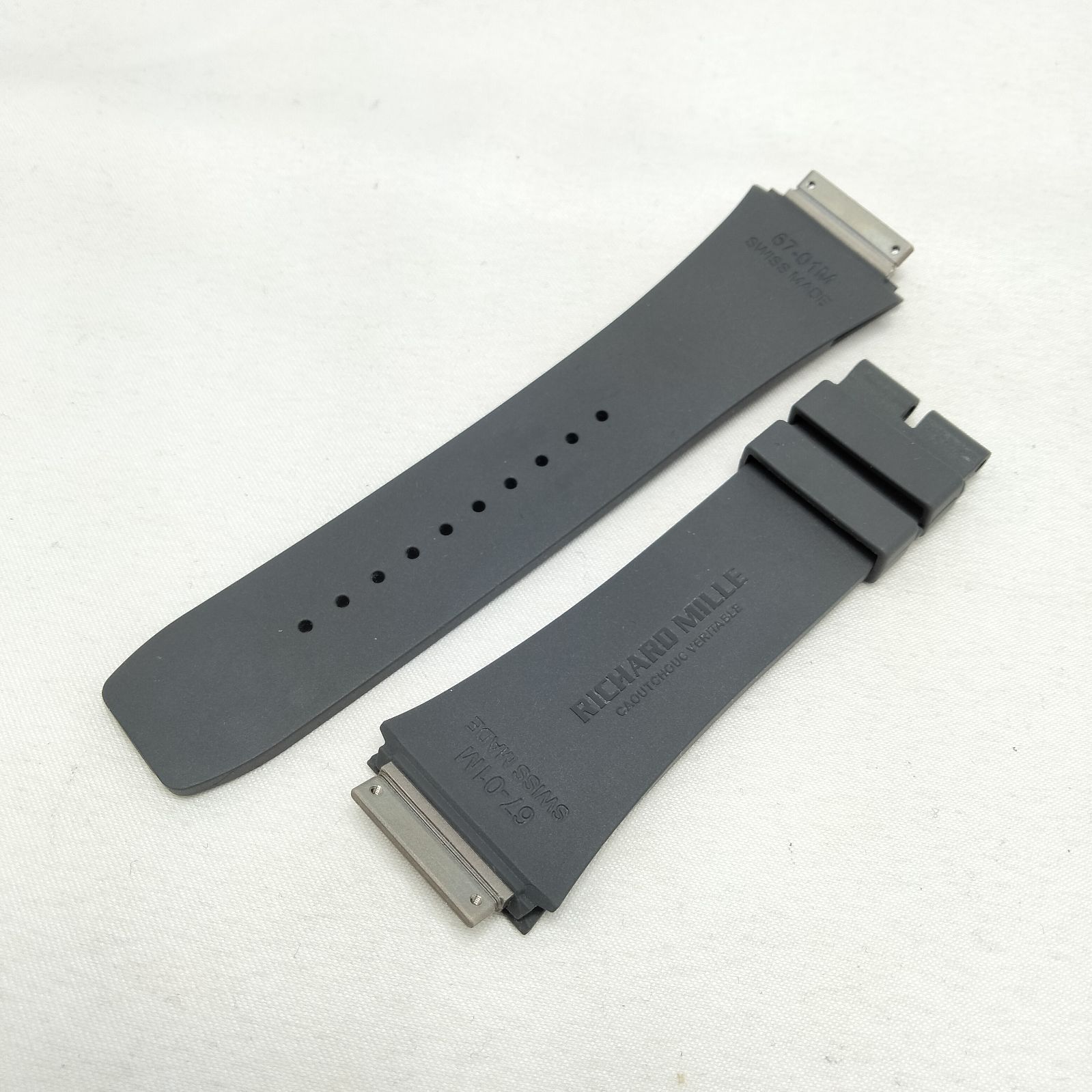 RICHARD MILLE リシャールミル 67-01M 時計ベルト 18mm 替えベルト ラバー グレー