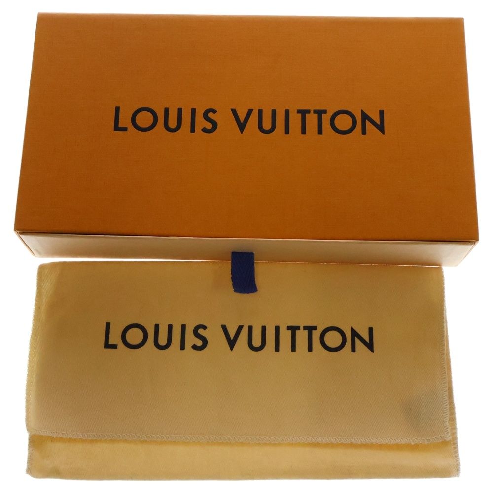 LOUIS VUITTON (ルイヴィトン) ポルトフォイユ・カプシーヌ マグノリア