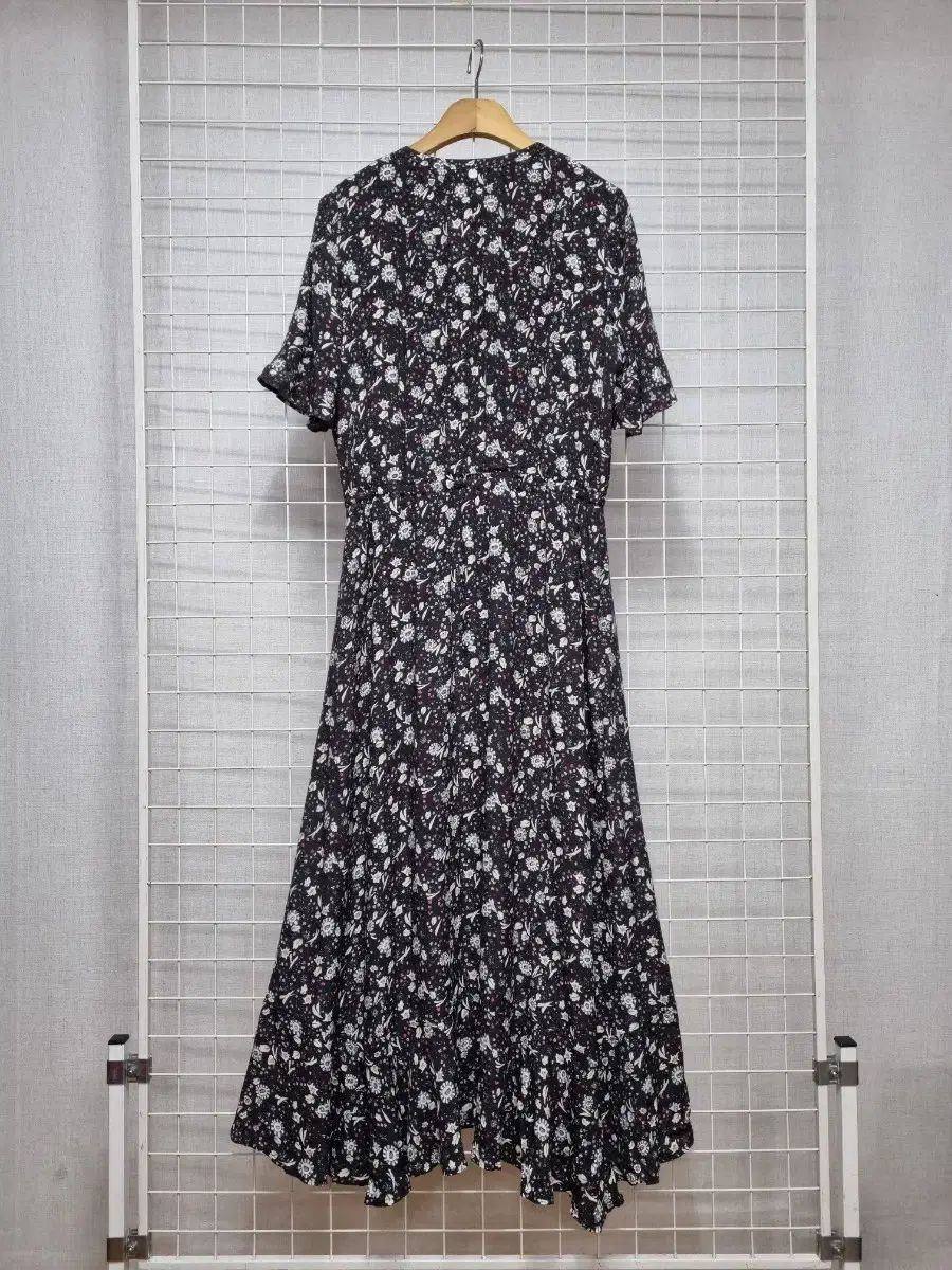 サースデーアイランド ONE PIECE M ほぼ