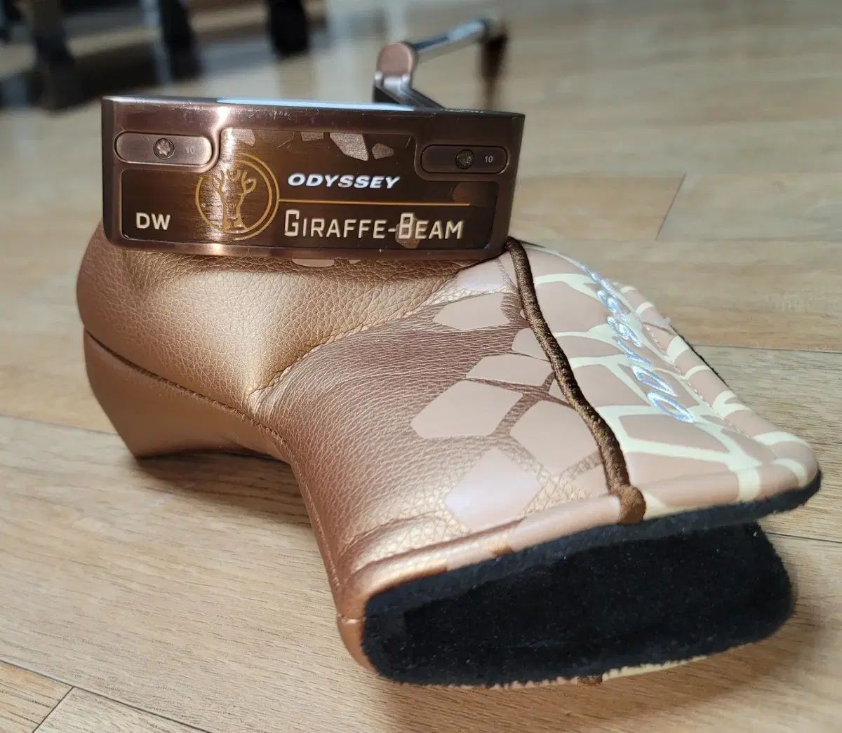 ODYSSEY オデッセイ ジラフビーム ダブルワイド パター 34インチ