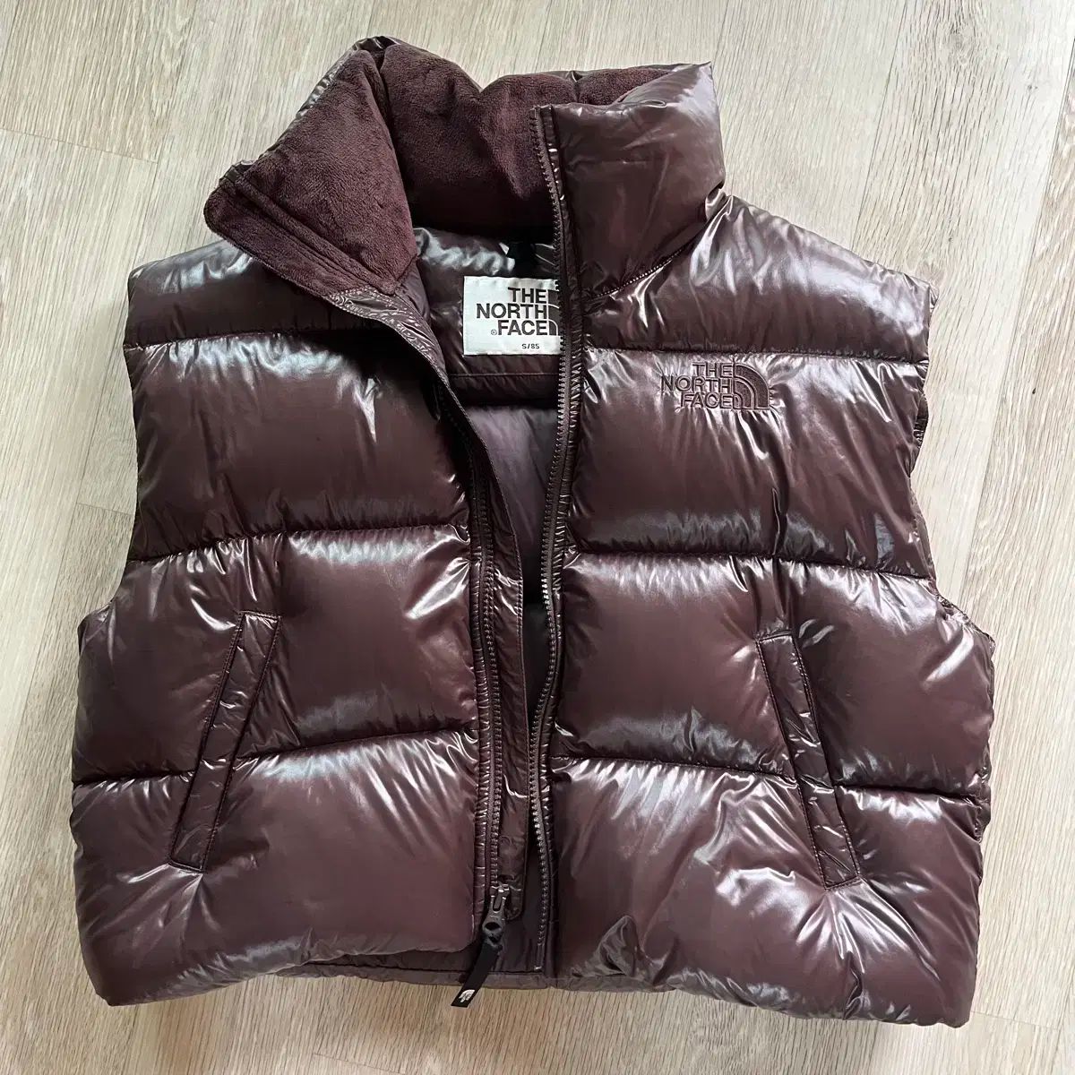 THE NORTH FACE ザノースフェイス ホワイトラベル グロシー ダウンベスト