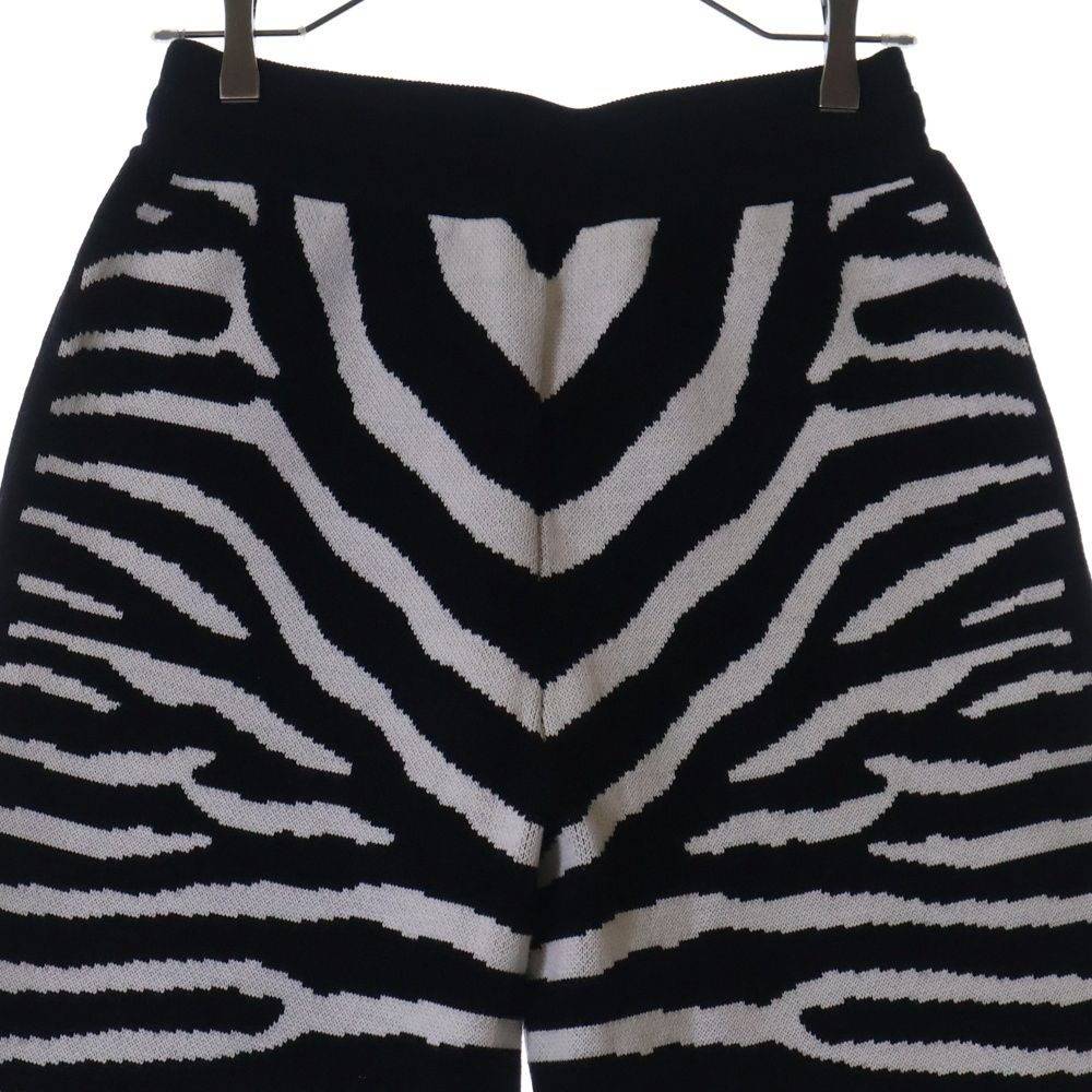バーバリー BURBERRY ハーフパンツ XL ニット ゼブラ柄 ロゴ anc バーバリー BURBERRY ハーフパンツ S 白 黒 ニット ゼブラ柄