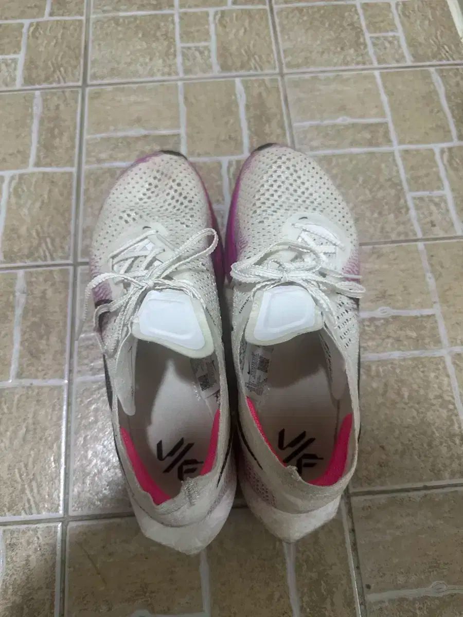 ナイキ ヴェイパーフライ3 ズームX