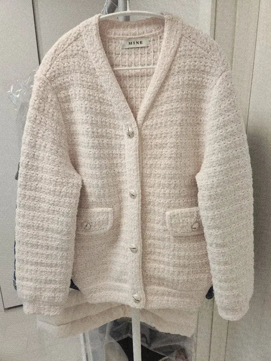 マイン いちごミルク色 カーディガン 90