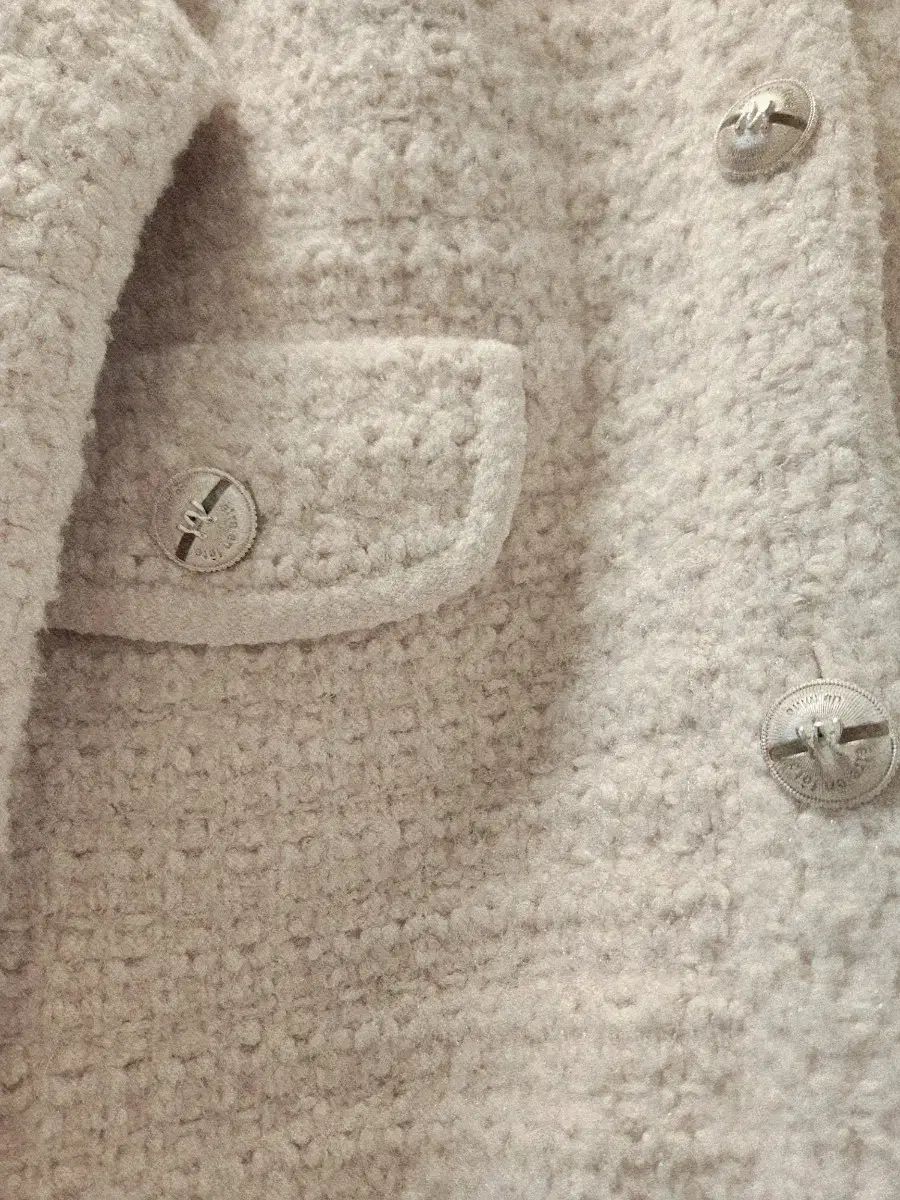 マイン いちごミルク色