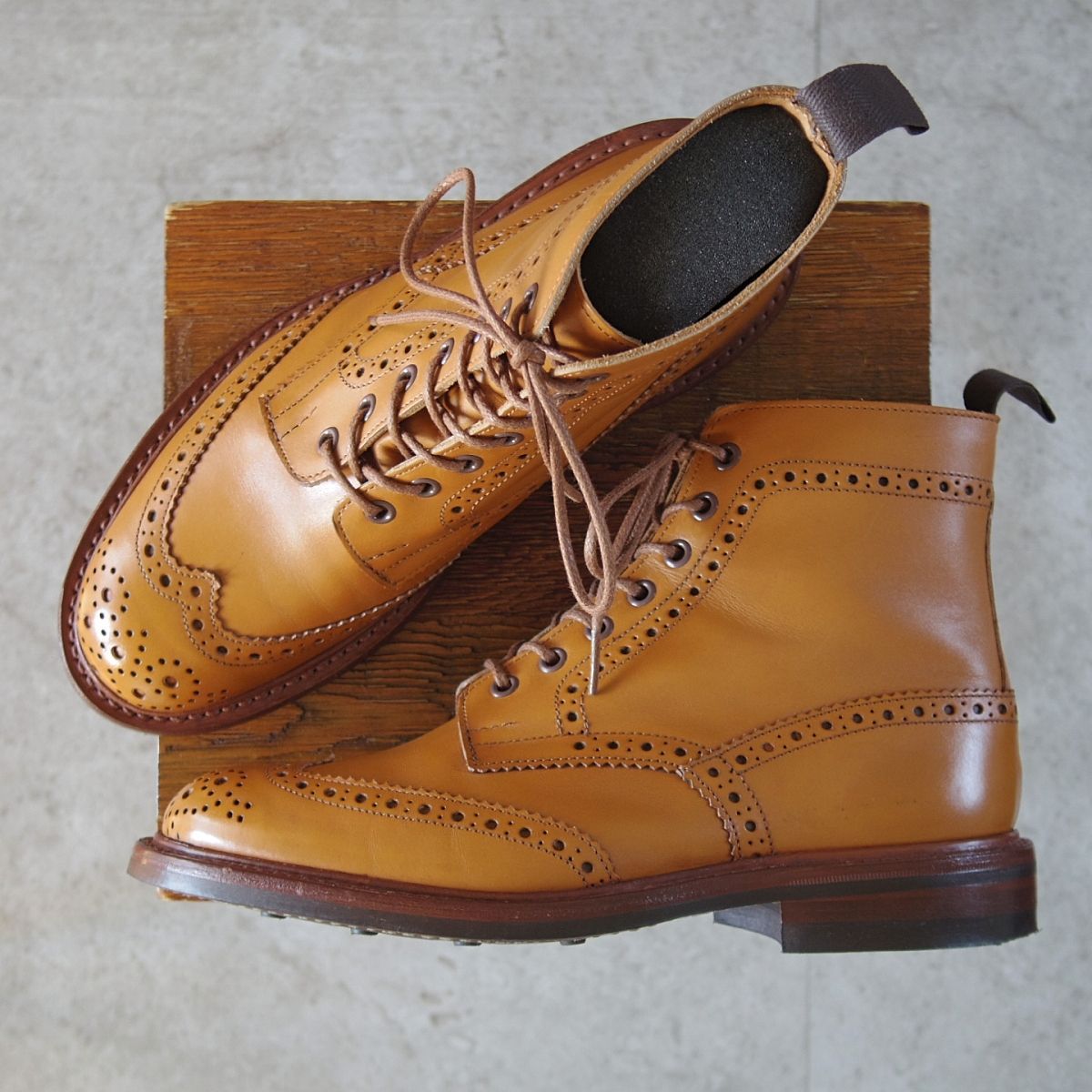 使用僅か トリッカーズ SIZE 7 定価 143 000- ダイナイトソール MALTON エイコンアンティーク カントリーブーツ Tricker s o078