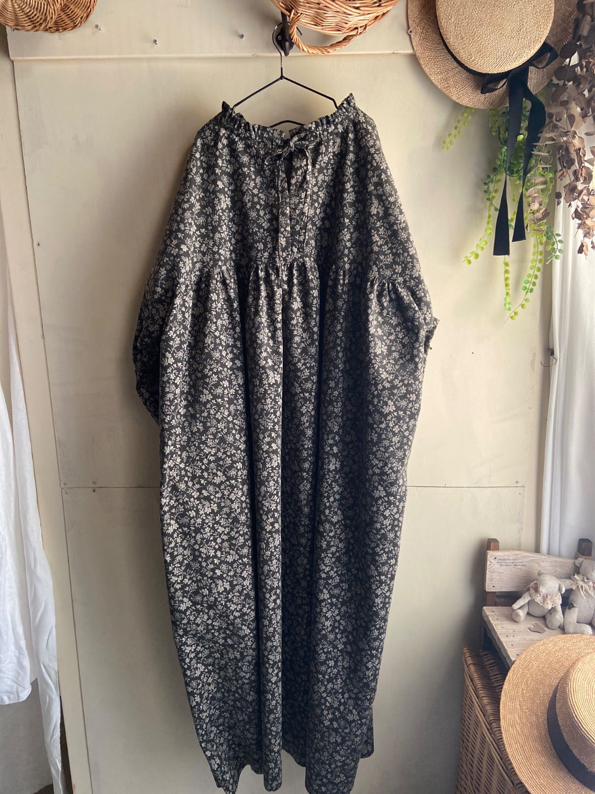 コーデュロイ フリルギャザーワンピース