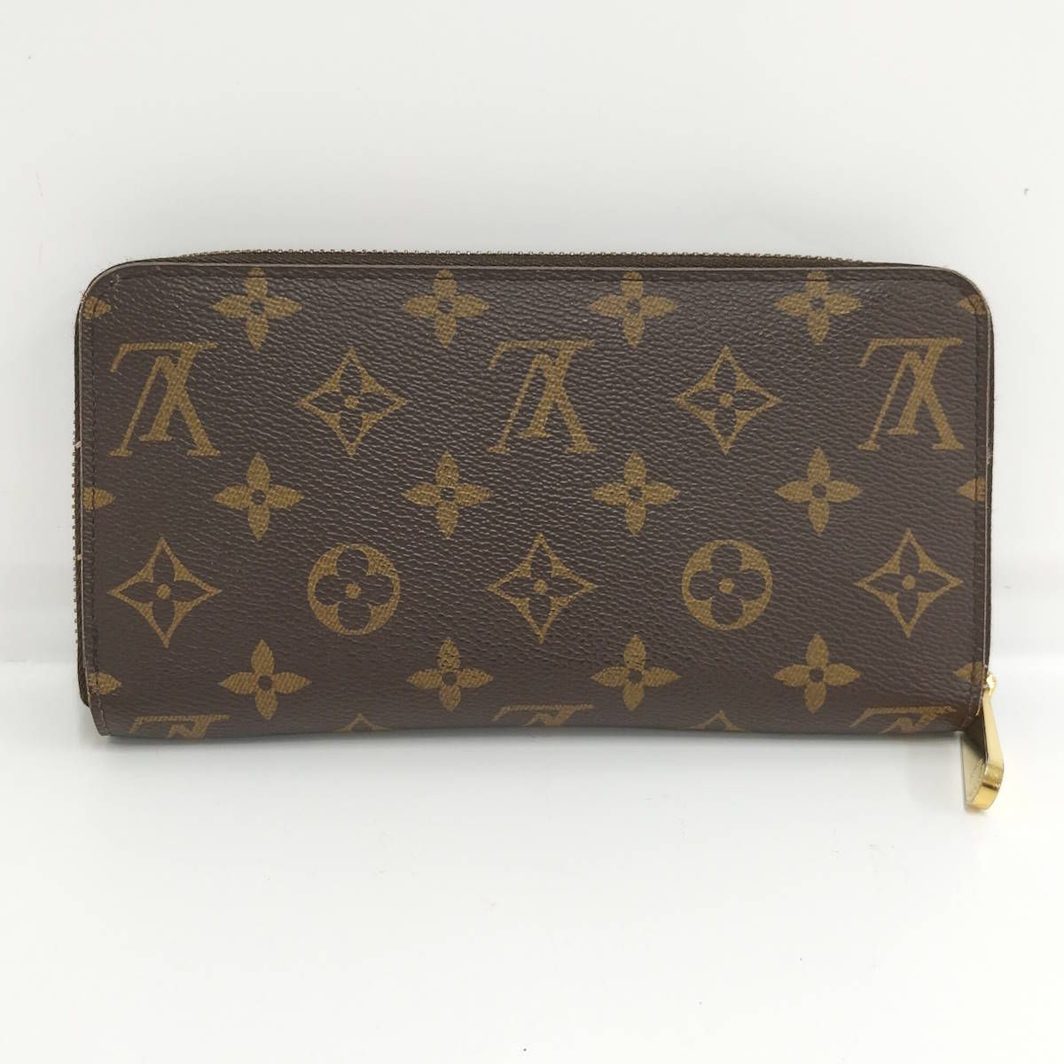 VUITTON
