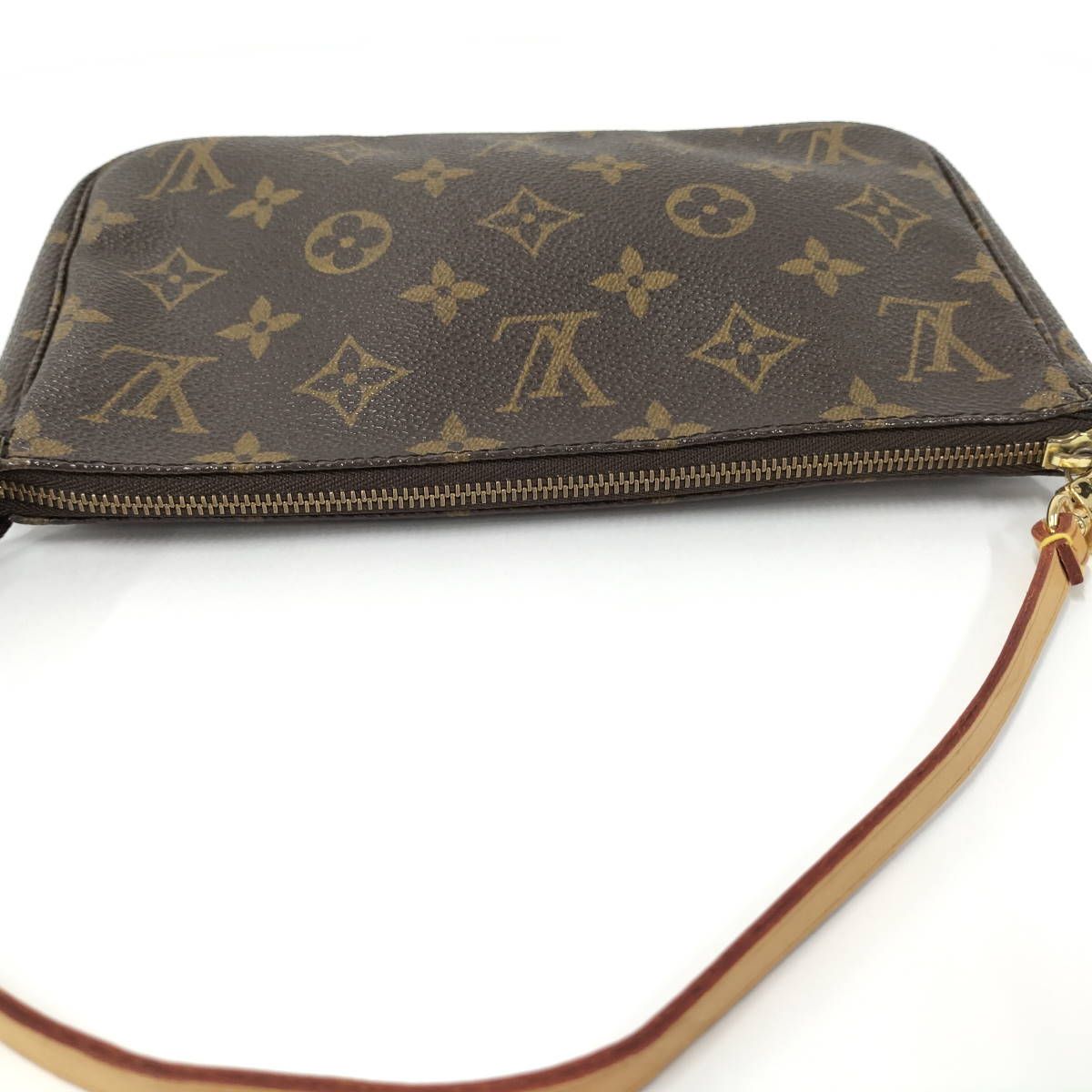 ポシェットアクセソワール ポーチ