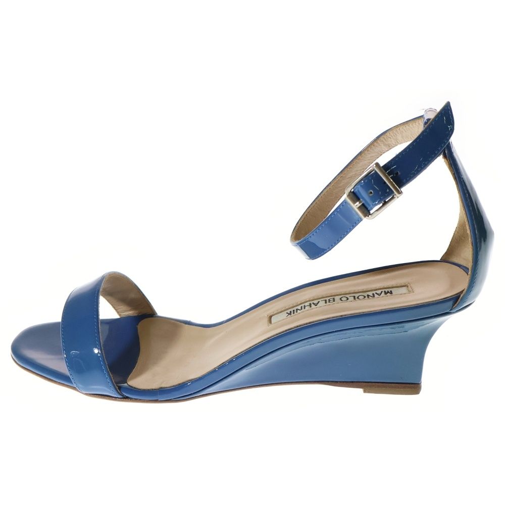 MANOLO BLAHNIK (マノロブラニク) パテントレザー ストラップ ヒール