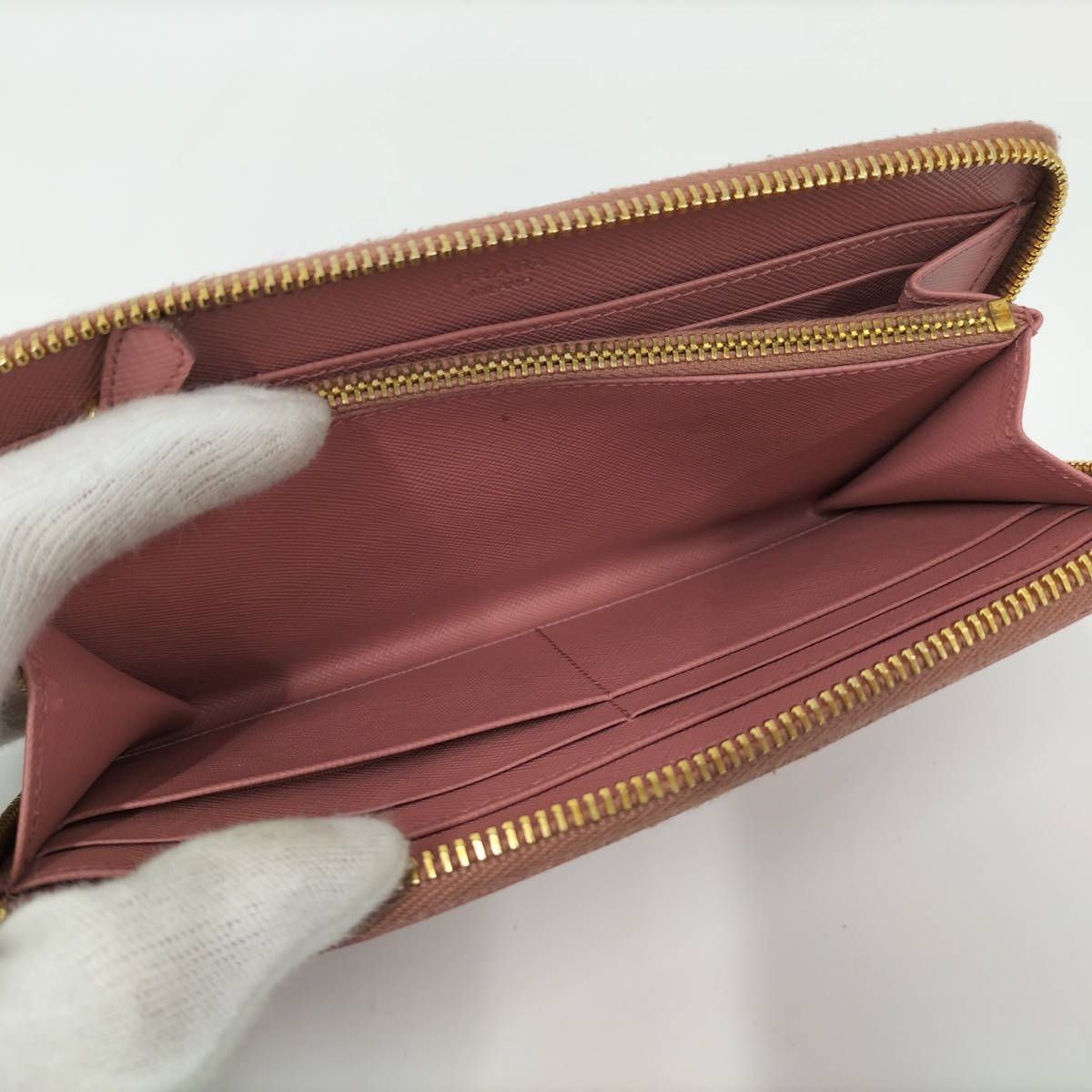  PRADA ラウンドファスナー長財布 サフィアーノレザー ピンク KP 5028 長財布 小物