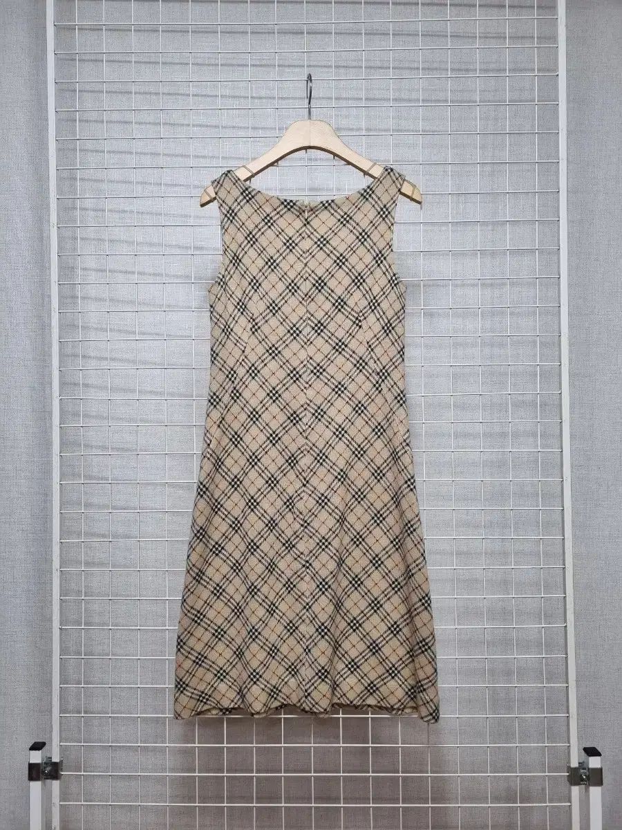 バーバリー ブルーレーベル ワンピース 日本版