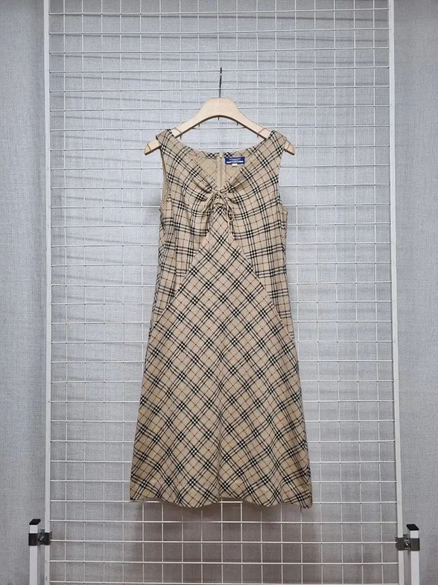 バーバリー ブルーレーベル ワンピース 日本版