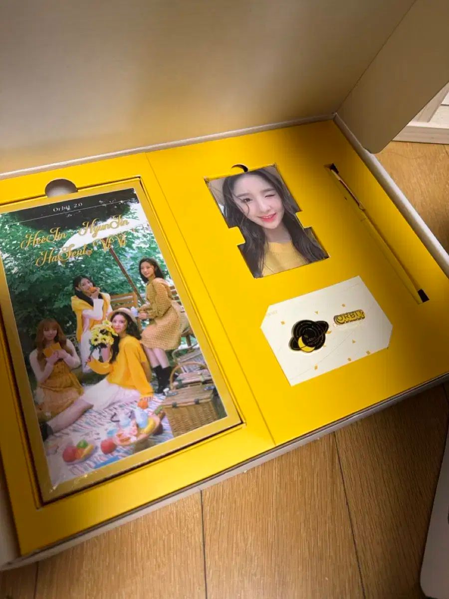 LOONA Orbit 1期 韓国公式ファンクラブ キット 未開封品 LOONA Orbit 1期