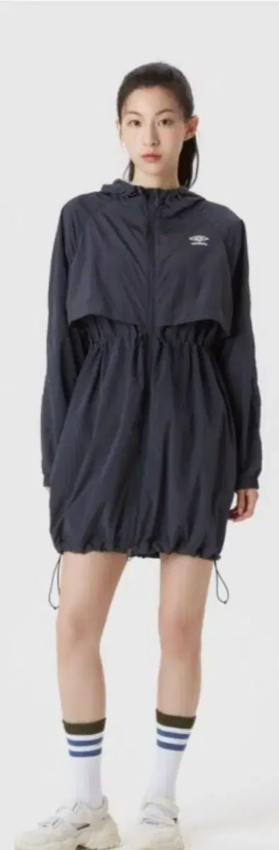アンブロ グリッター シャイニング ナイロン ウィンドブレーカー ワンピースタイプ アウター 85Sサイズ