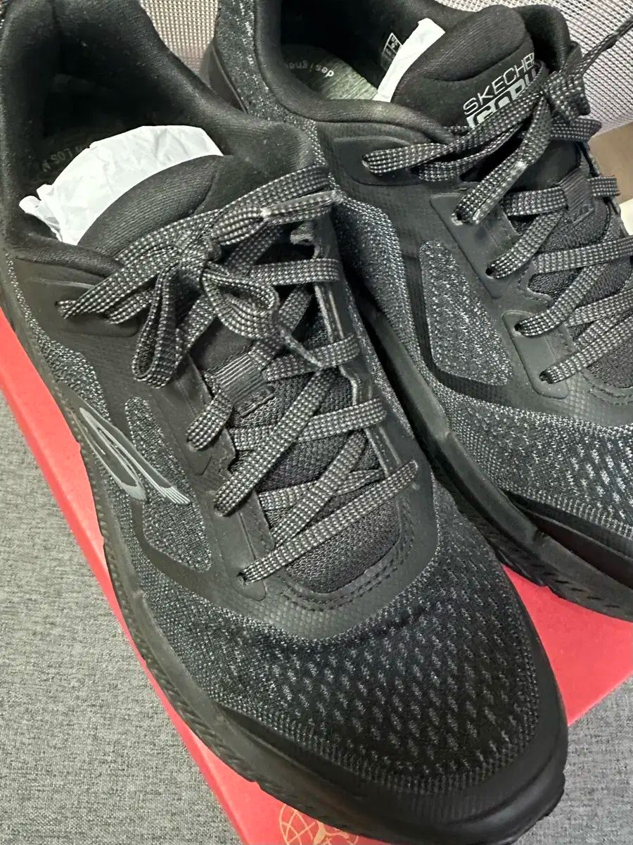 スケッチャーズ ランニングシューズ 270 スニーカー