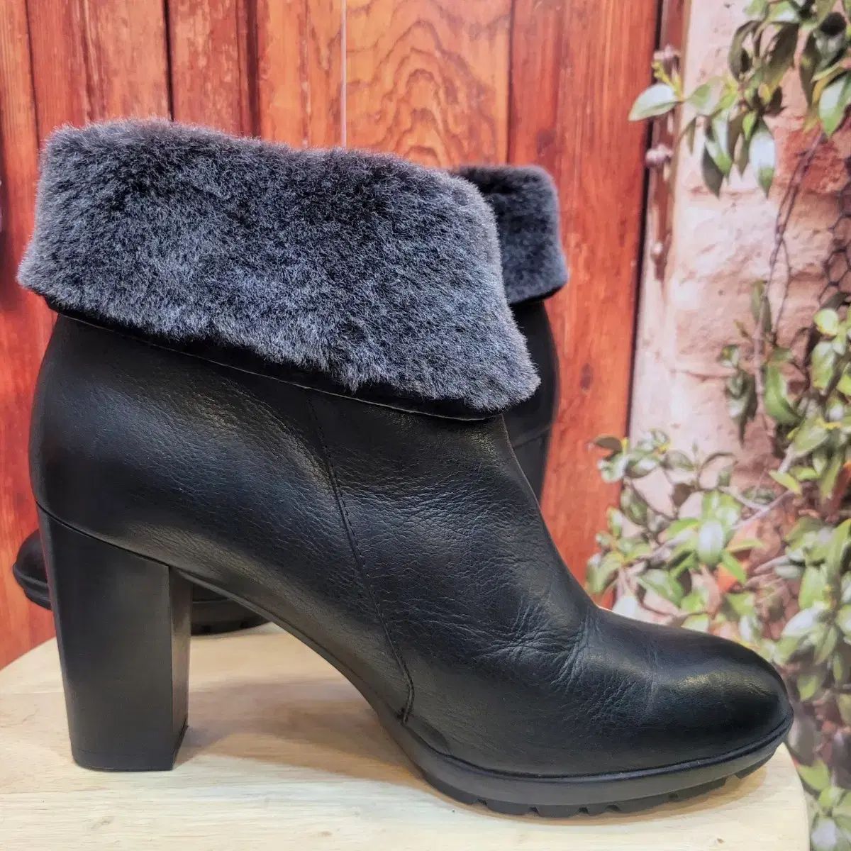 アンクルブーツ