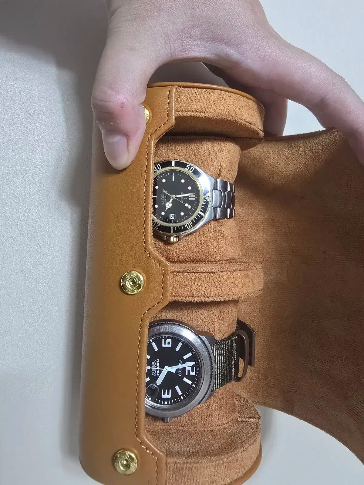 オメガ フリーボンド 흑콤 SEIKO 8f32 0350 피스토스2구収納ボックス