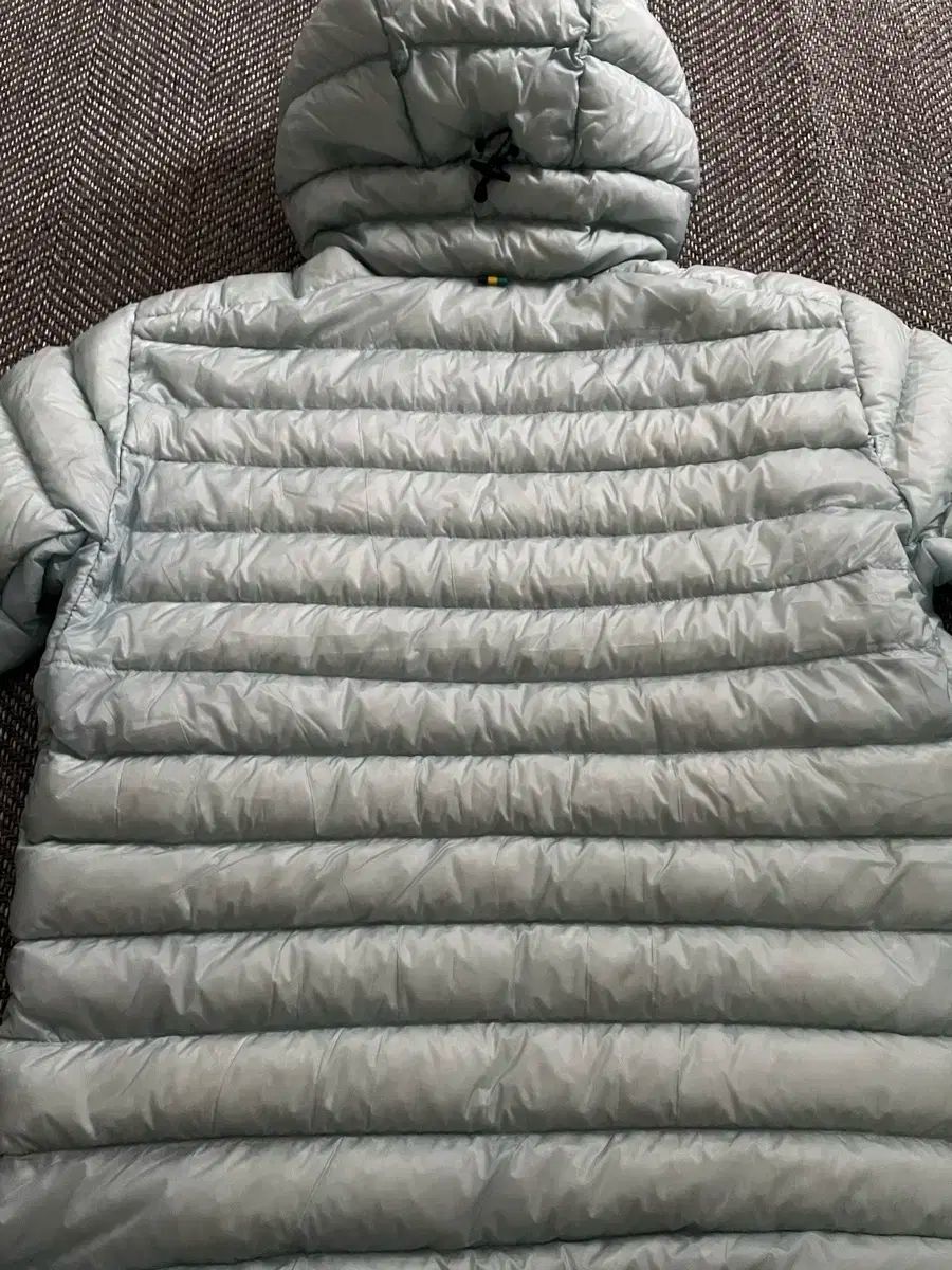 軽量ダウン スカイブルー