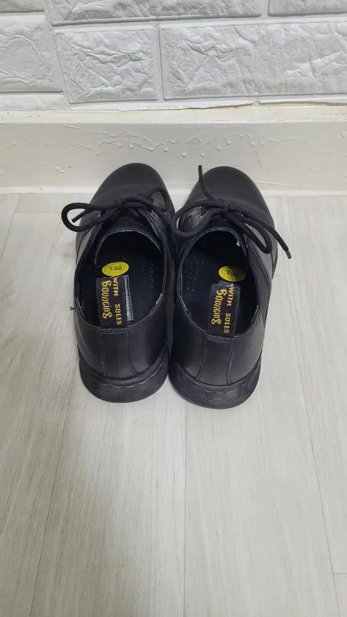 ブラック カベンディッシュ