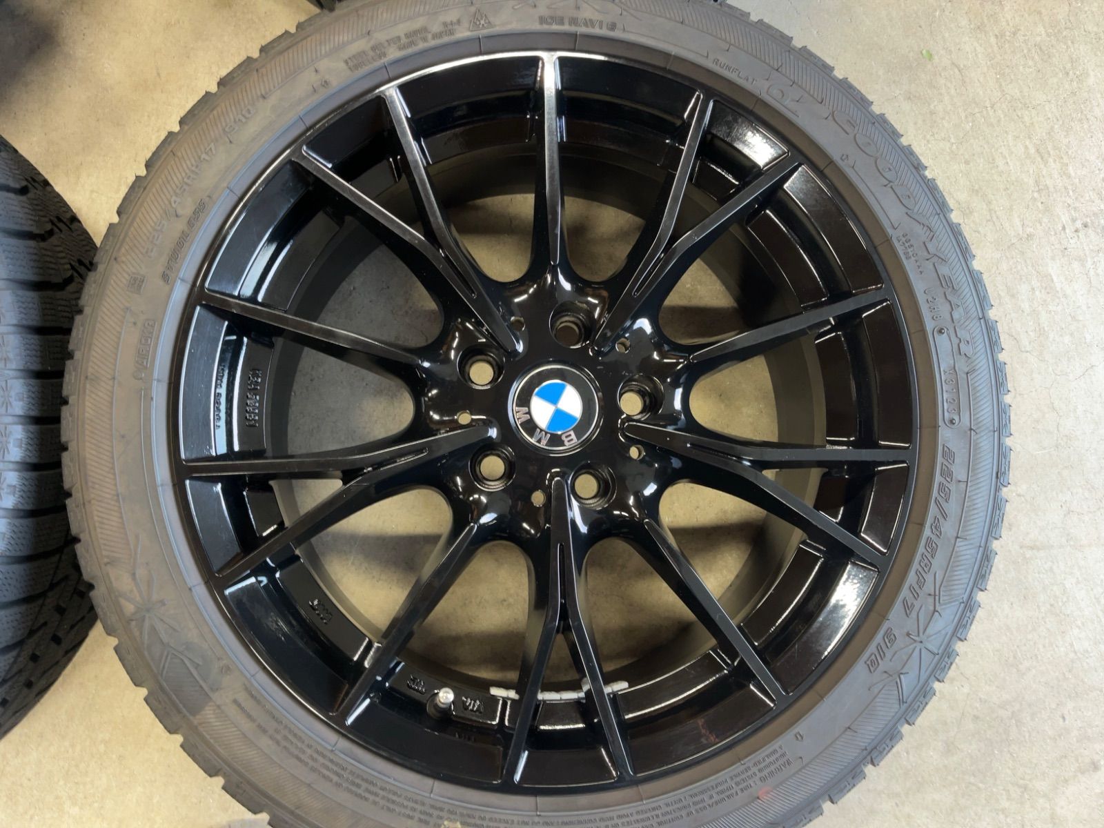  BMW F 40 44 グッドイヤー バリ山 製 17インチ 4本セット 17インチ タイヤ ホイールセット